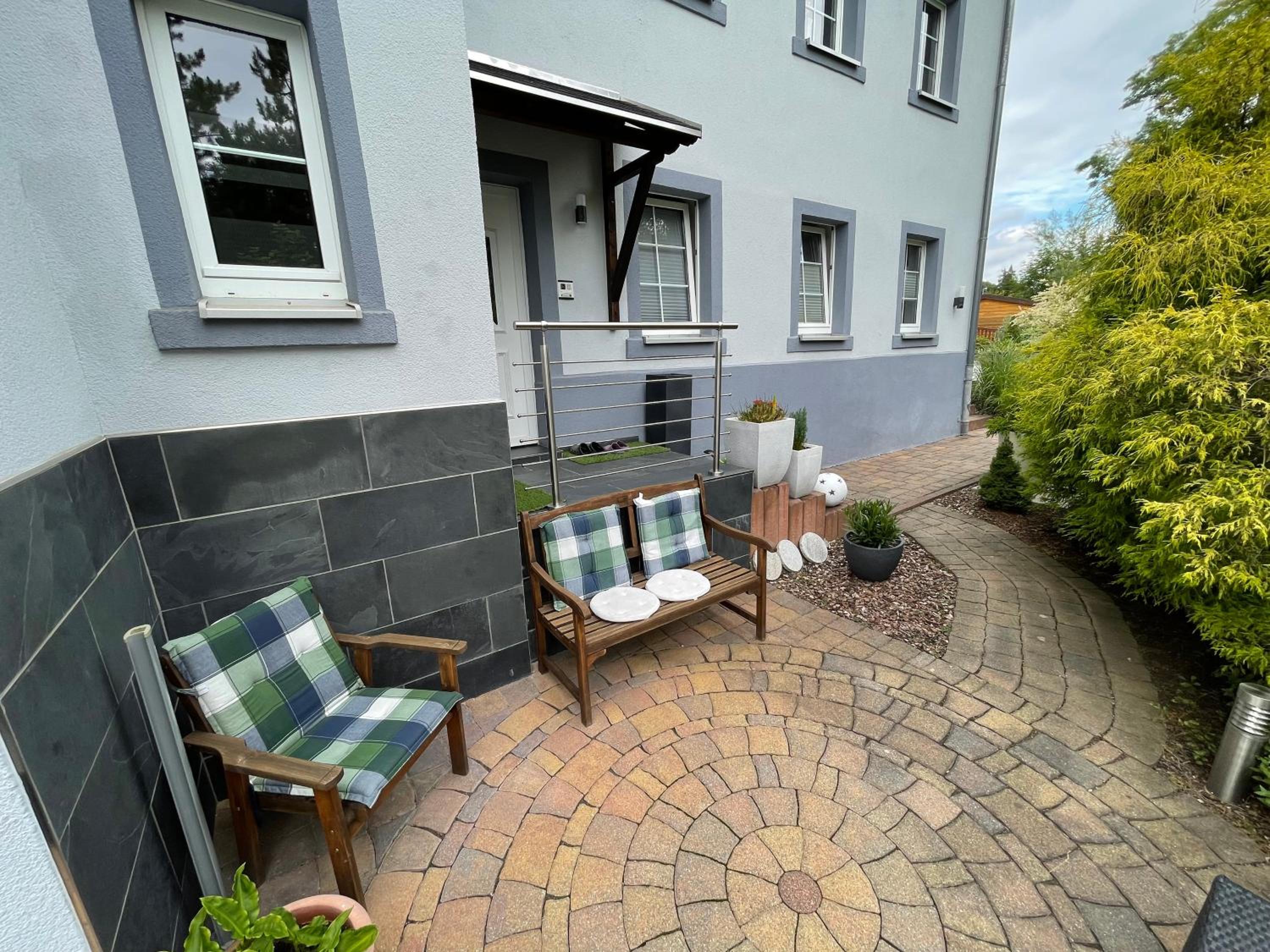 Ferienhaus Villa Adelsberg mit Dachterrasse in Zentraler Lage für bis zu 10 Personen