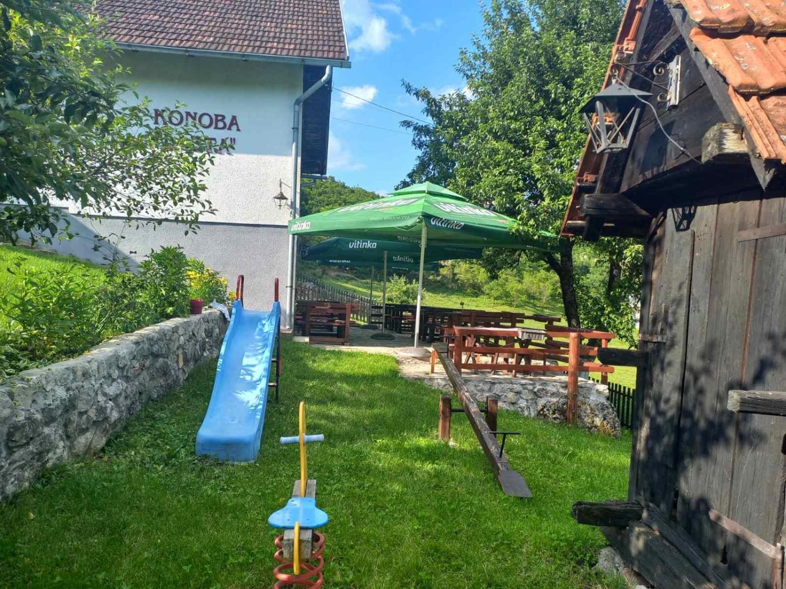 Seosko domaćinstvo Vidović