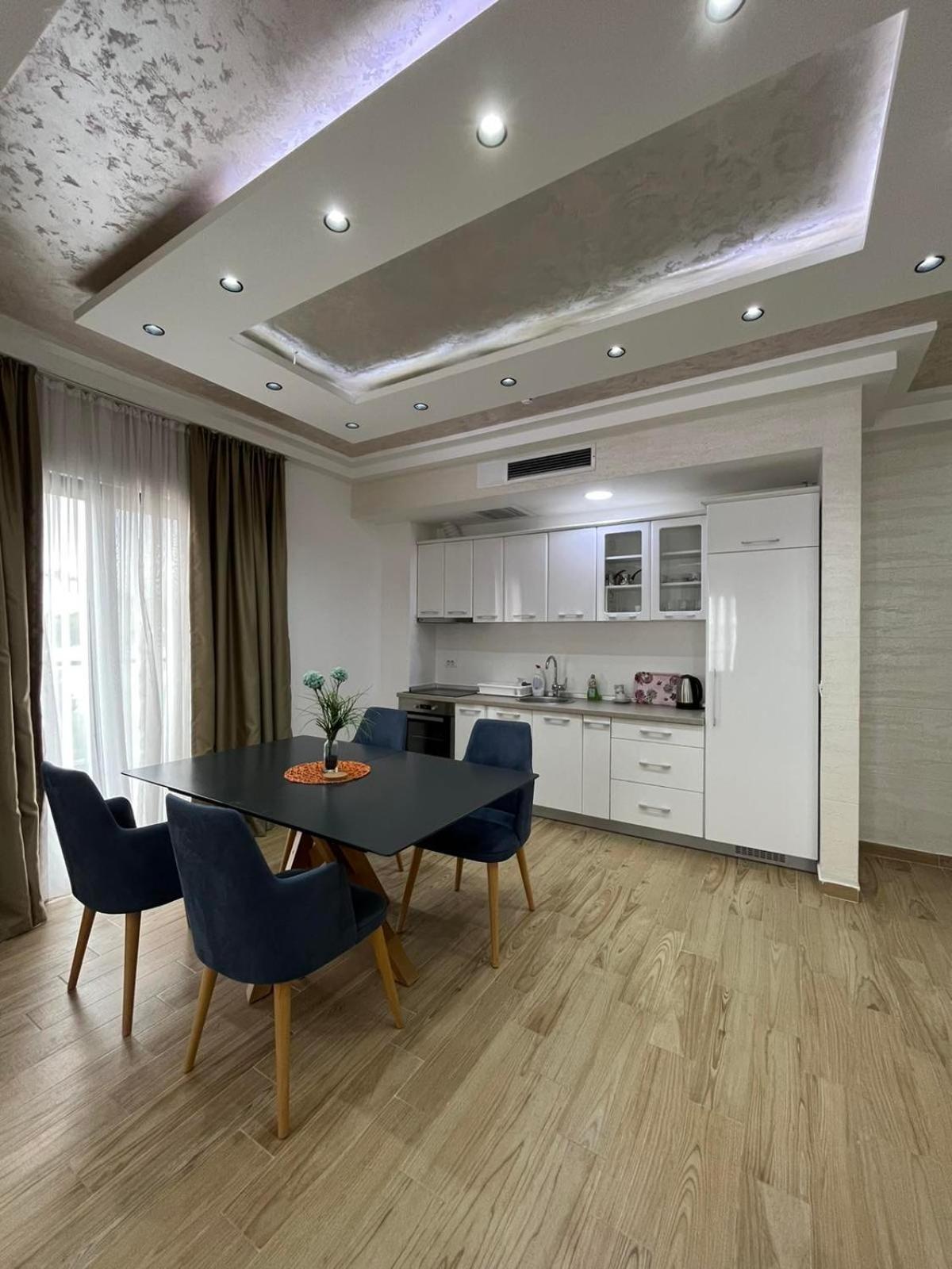 Royal apartmani