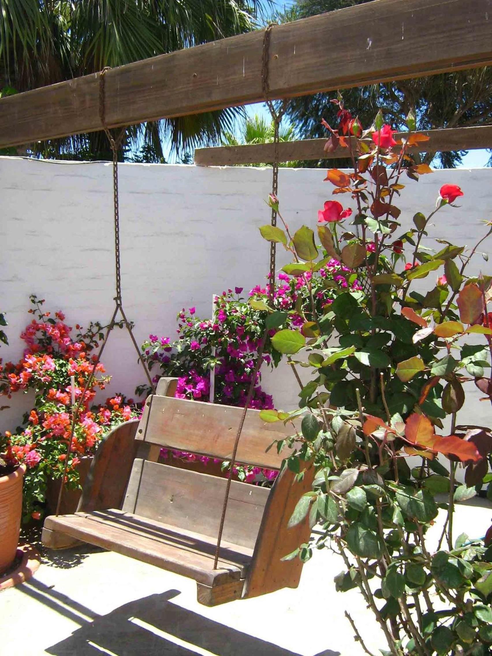 Alternative Space B & B