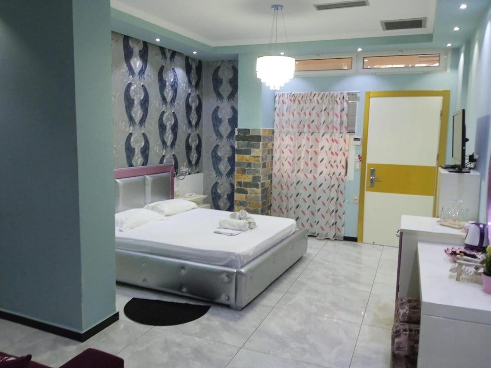 Deluxe Rooms