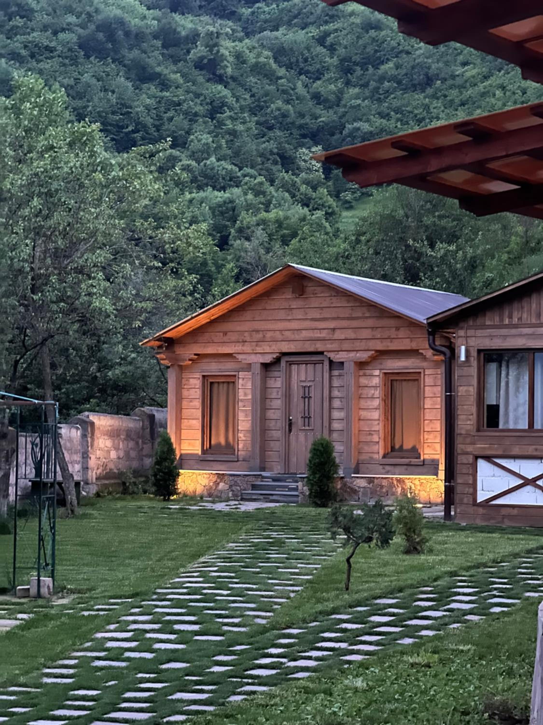 Balkonchik GuestHouse