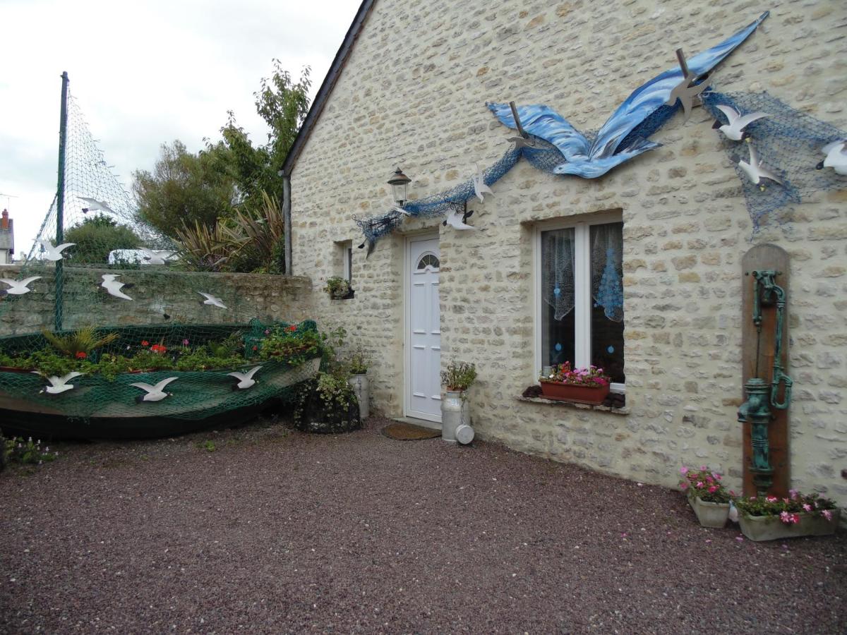 Maison de Pecheur view 2