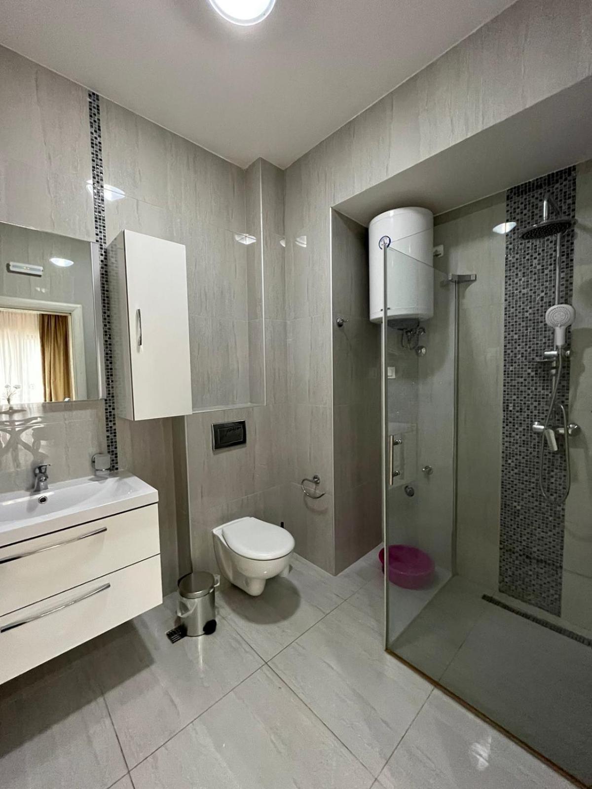 Royal apartmani