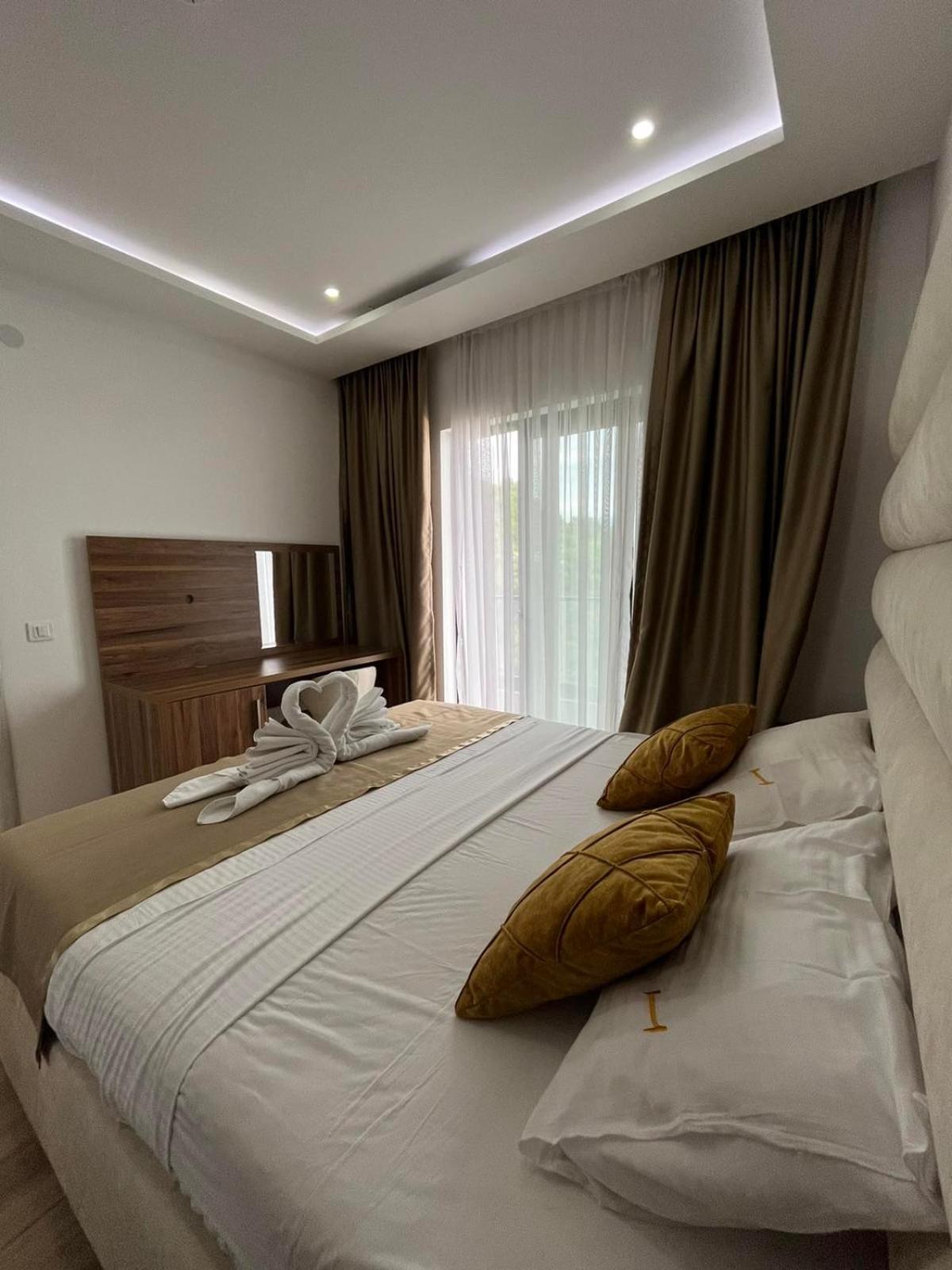 Royal apartmani