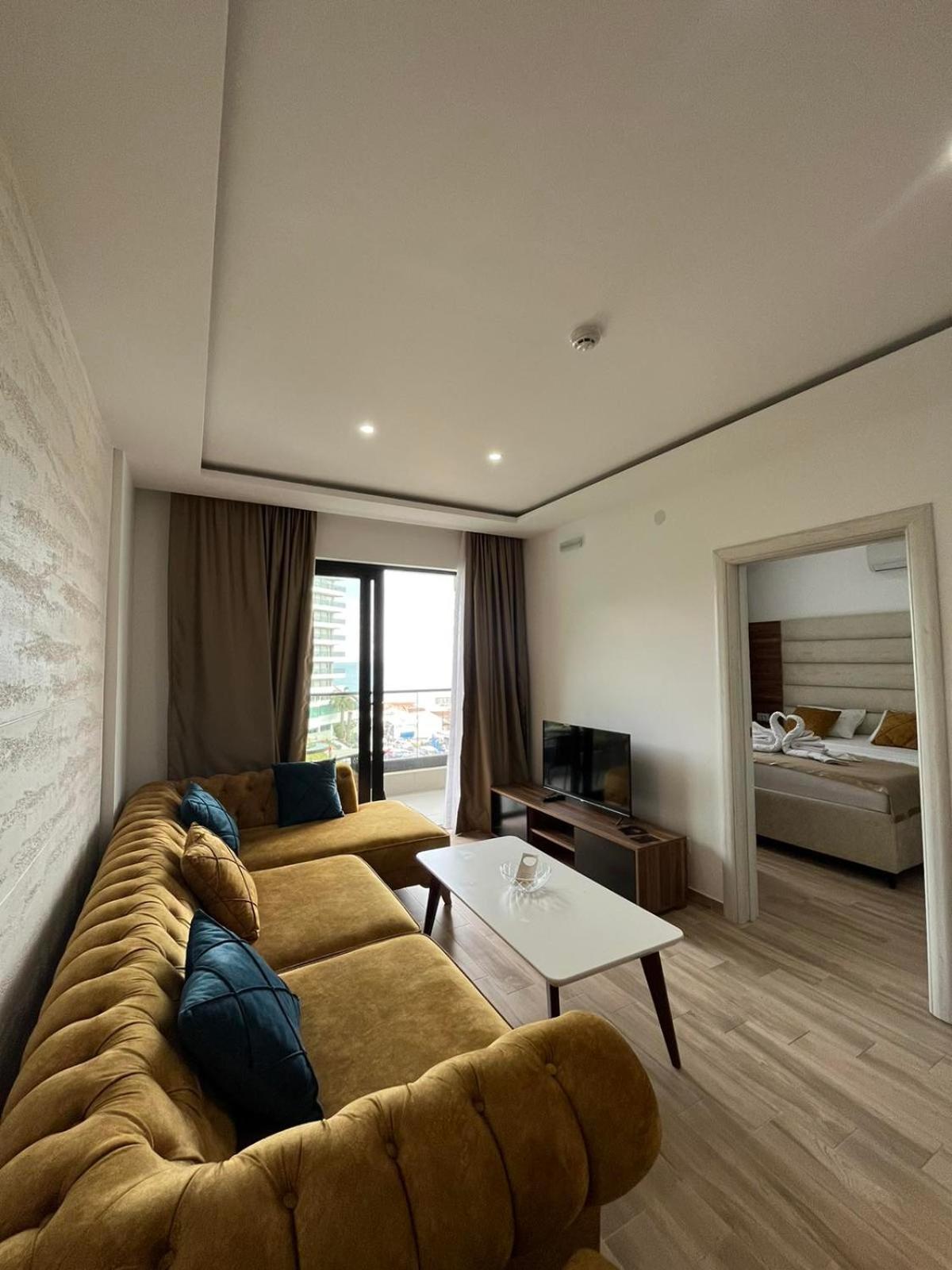 Royal apartmani