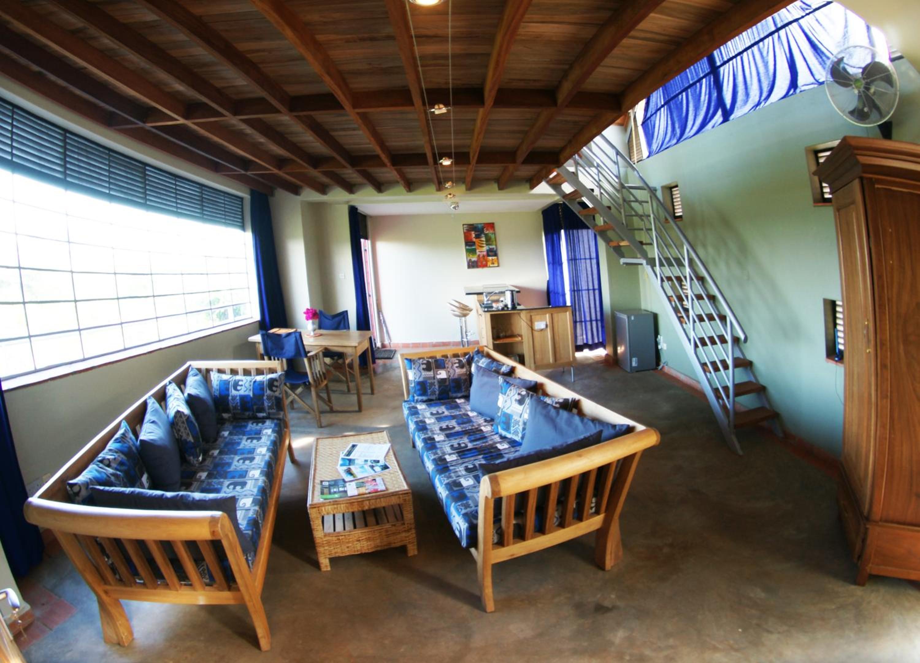 Yellow Haven Lodge