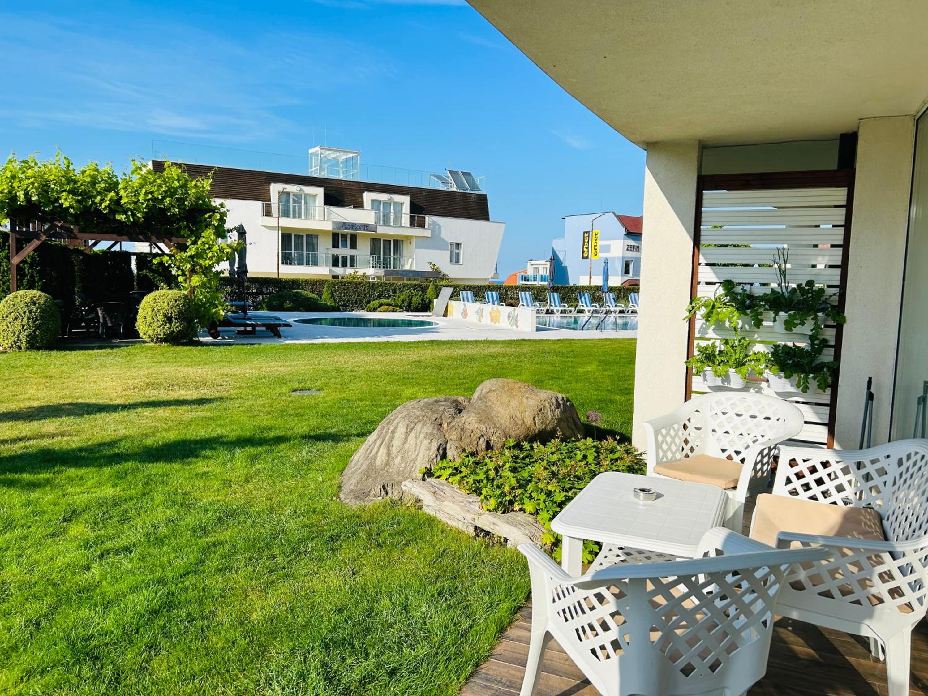 balance & terrace