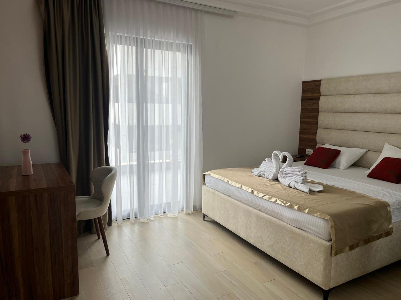 Royal apartmani