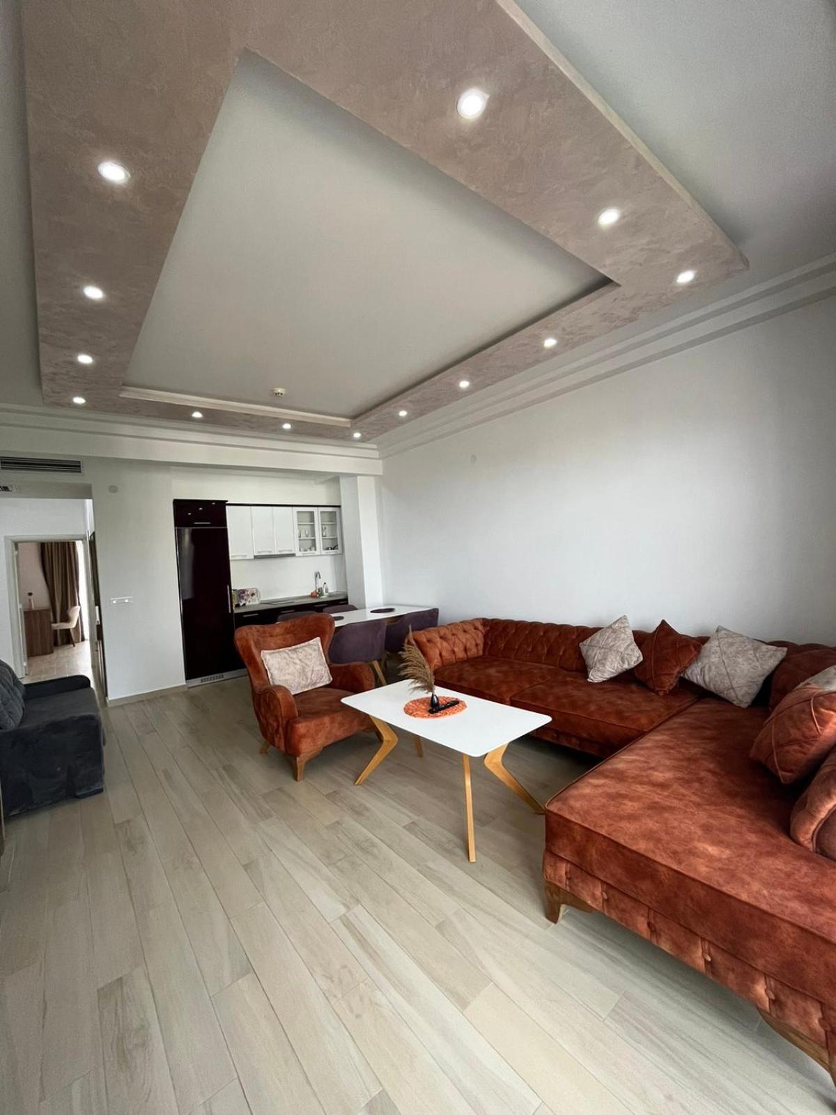 Royal apartmani