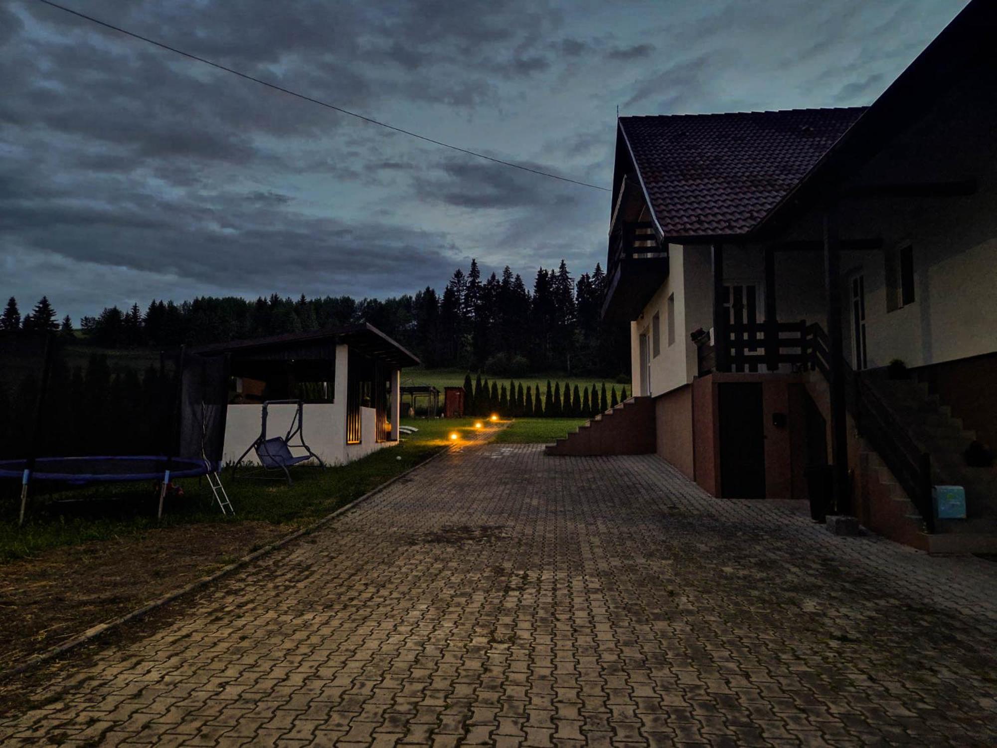 Photo 43