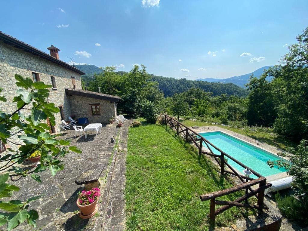 Casa in sasso con piscina view 2