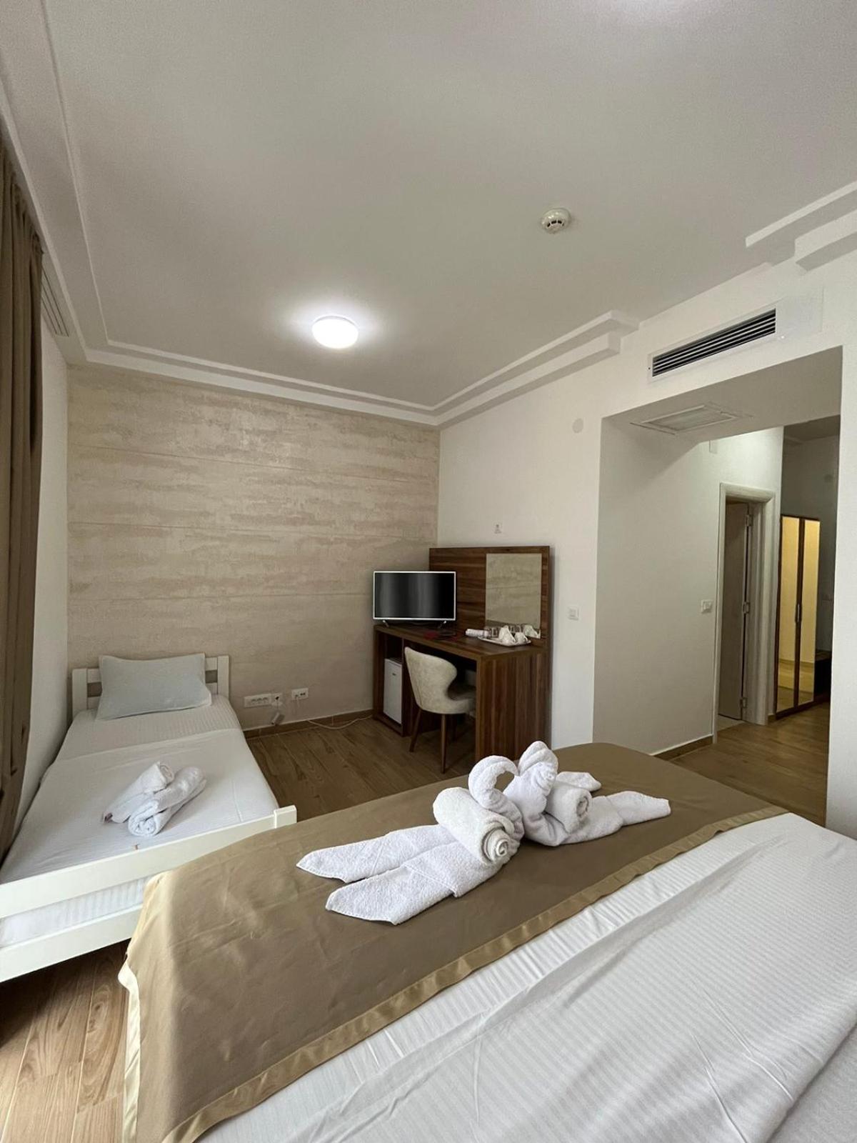 Royal apartmani