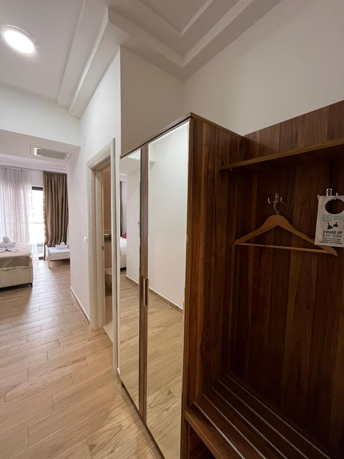 Royal apartmani