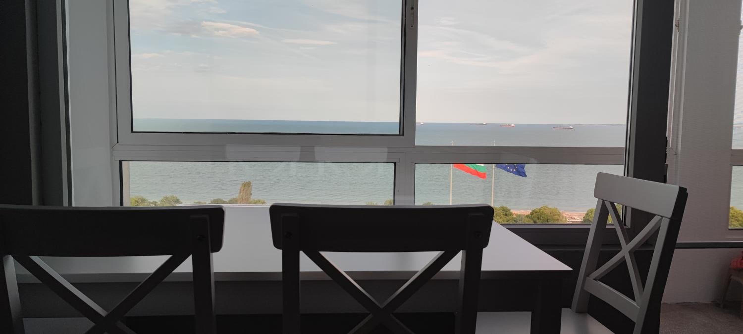 SEA VIEW FLORA