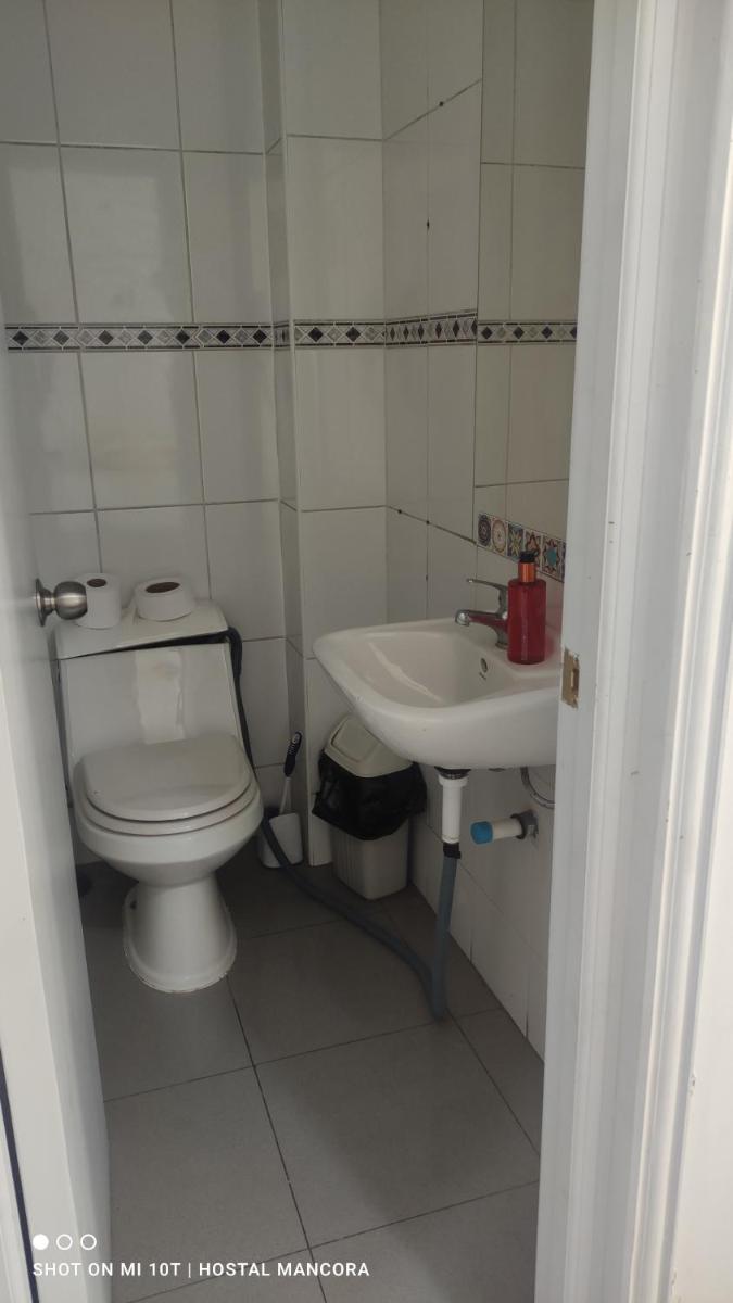 hostal mancora monjitas 755
