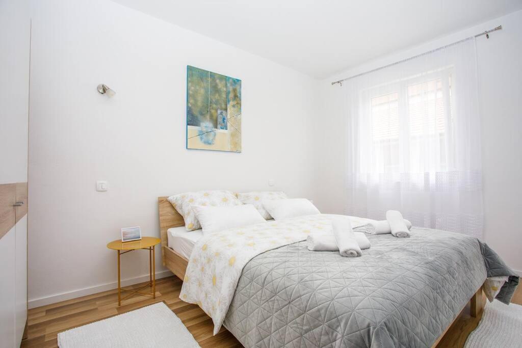 New Charming Apartment Ivana - centrally located view 5