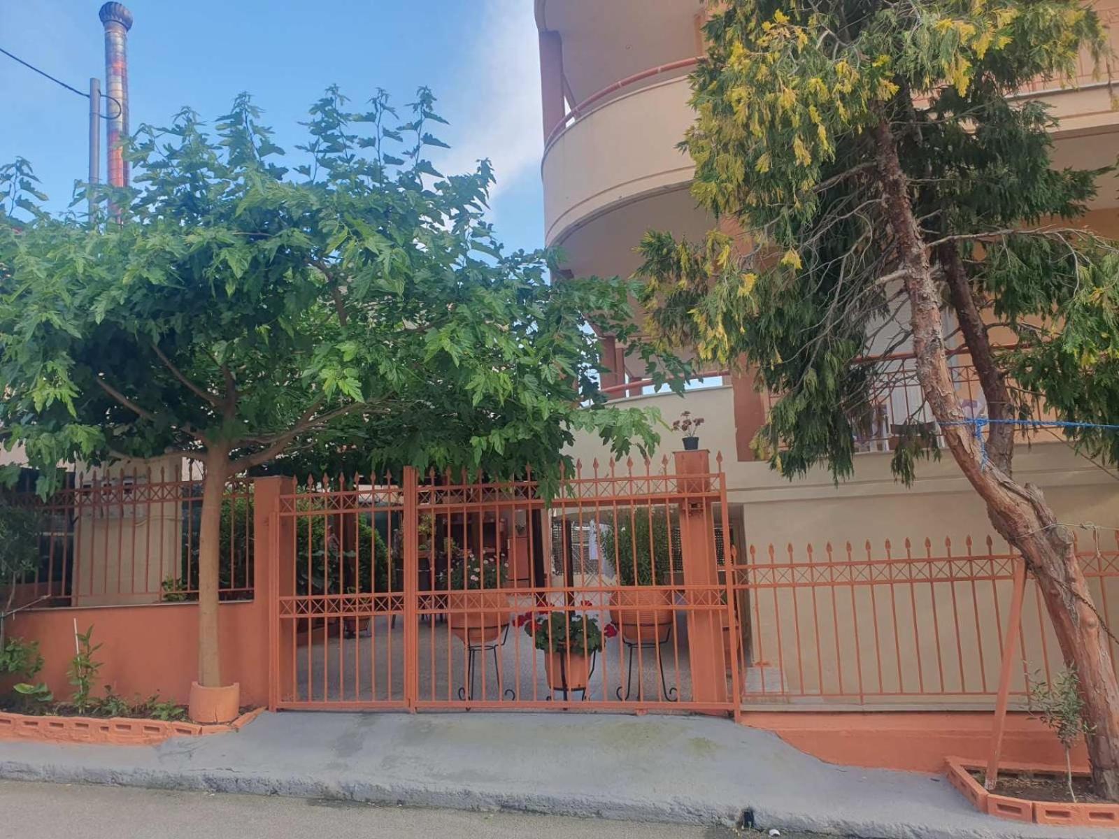 ELLE Apartment by ALP Hospitality Services photo 2