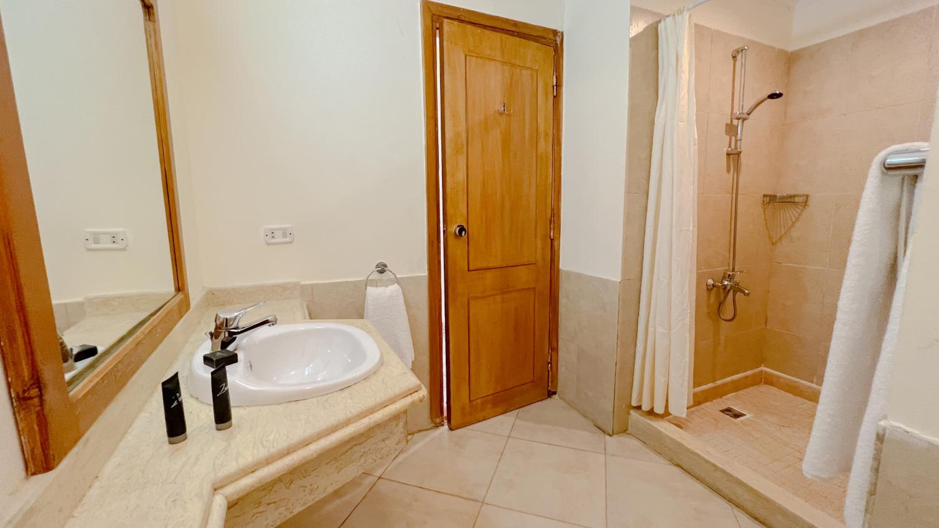 Sharm Reef Hotel