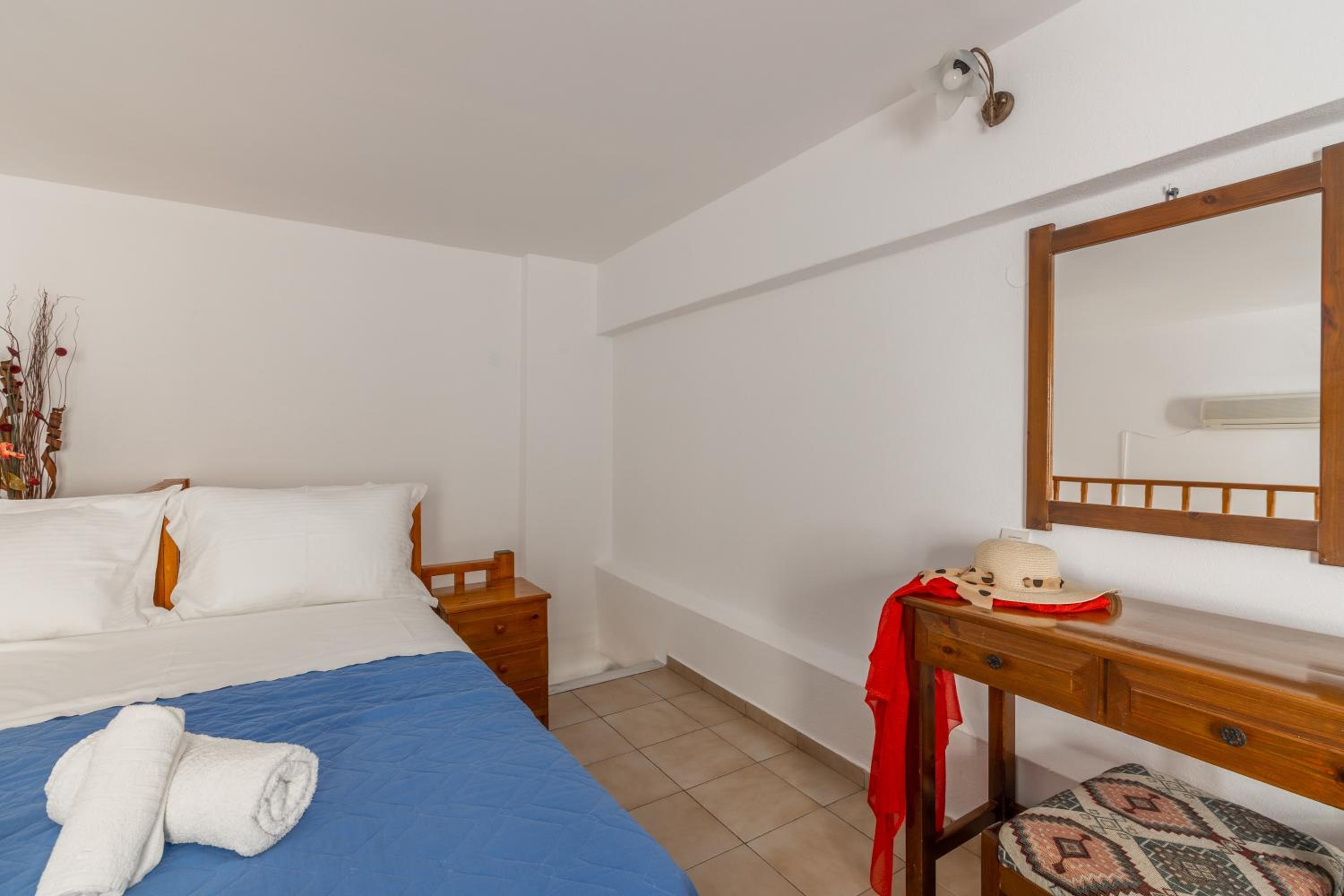 Joanna Apartments