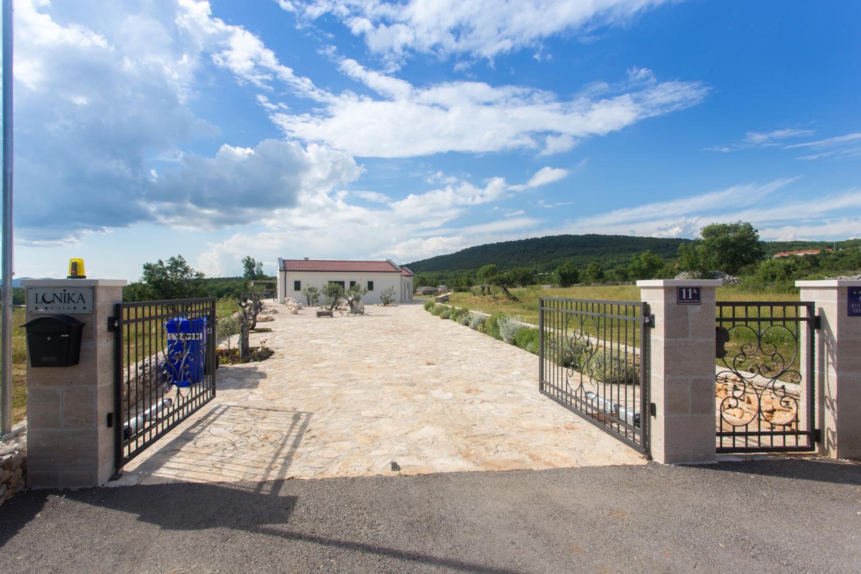 Luxury Villa Lunika near Brela, Baska Voda, Makarska photo 4