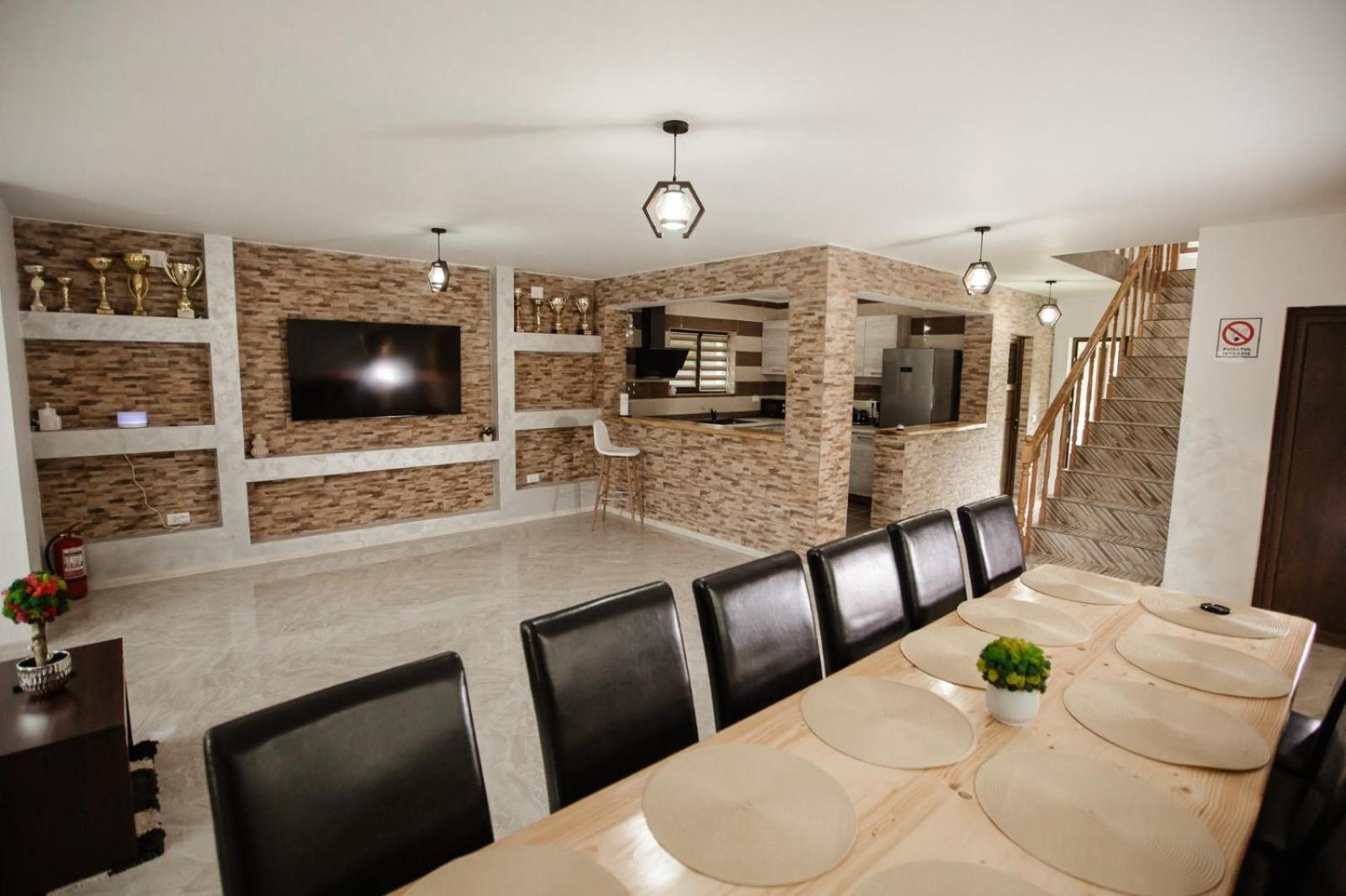 Pensiunea Alexandra view 3