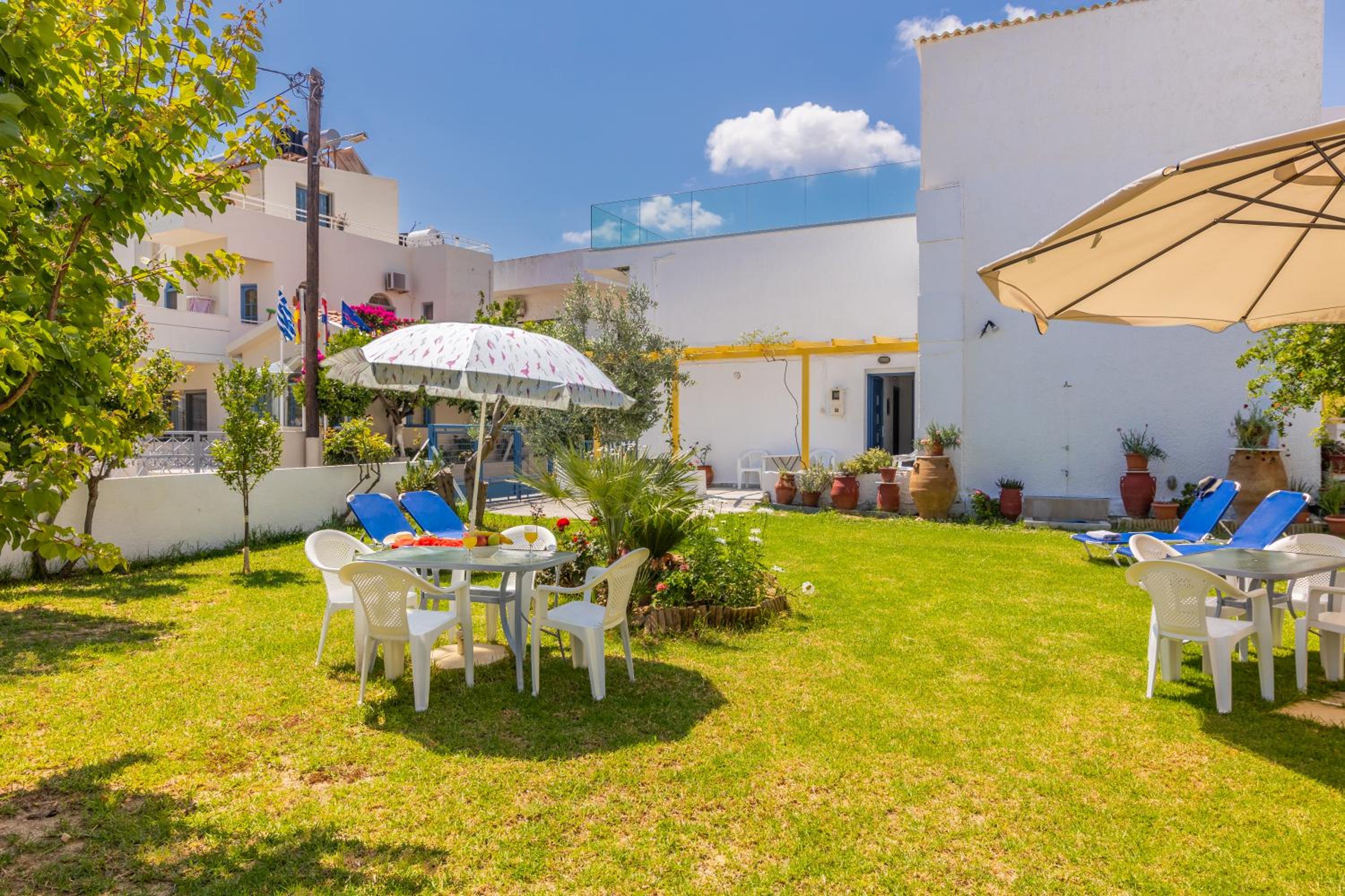 Joanna Apartments