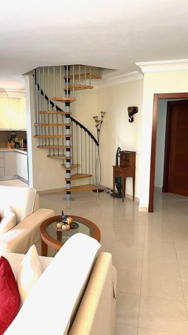 Penthouse Residences Vista Mar with Seaview
