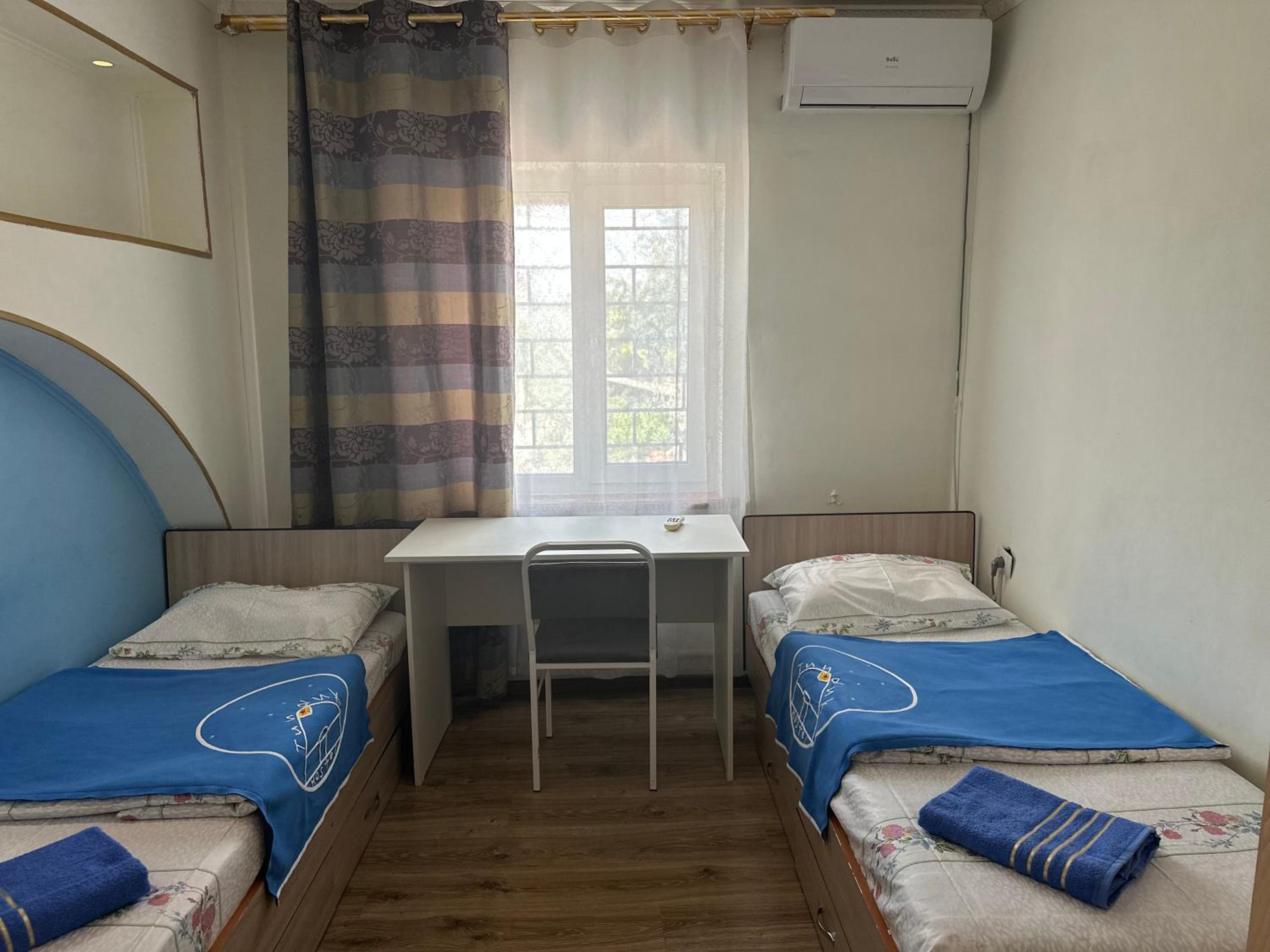 Tunduk Hostel