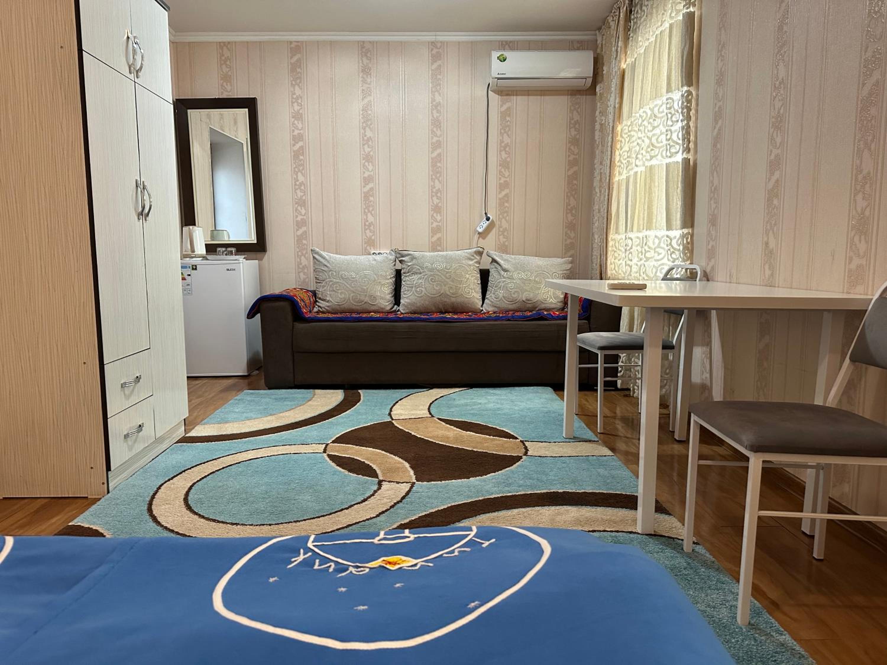 Tunduk Hostel