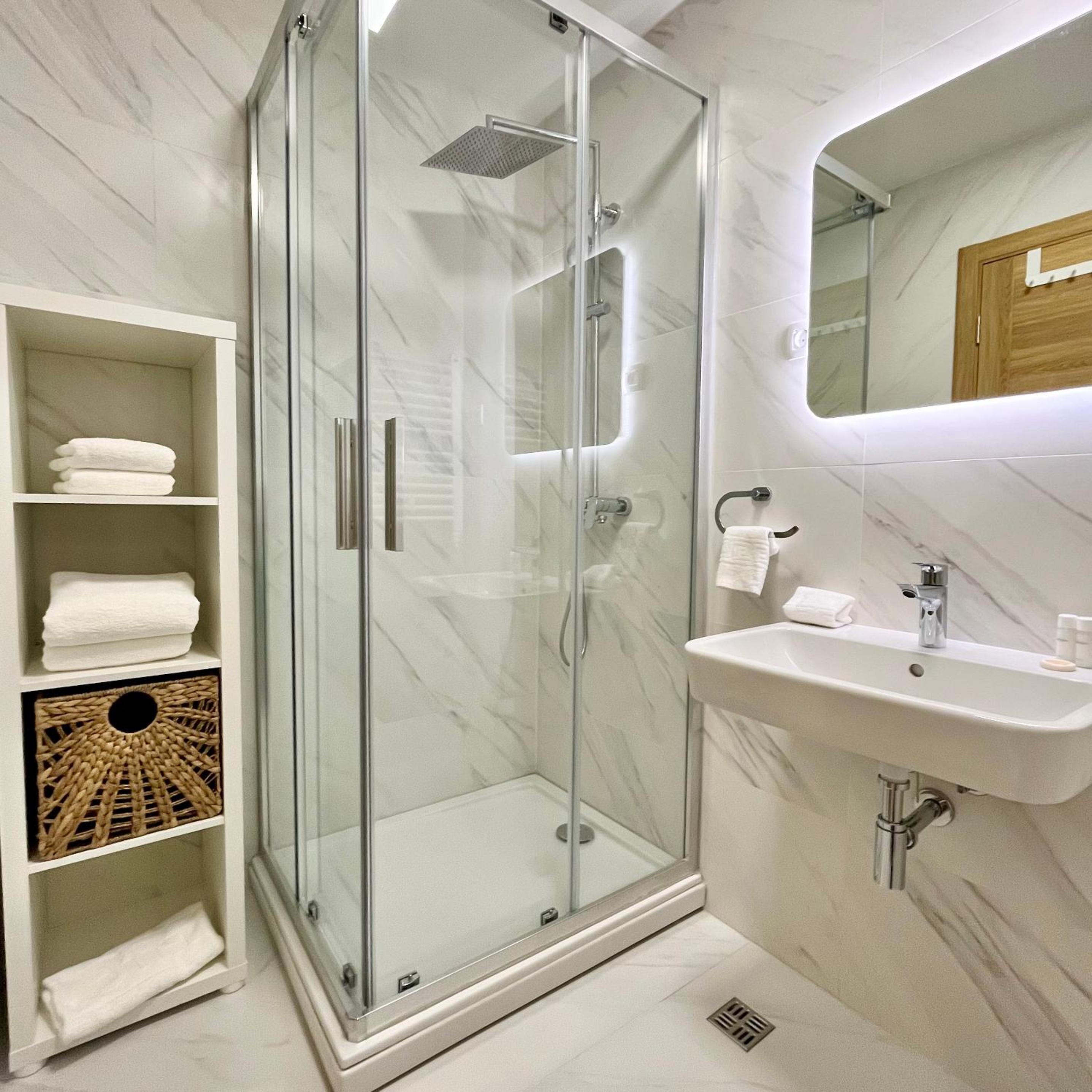 Apartments Doclea