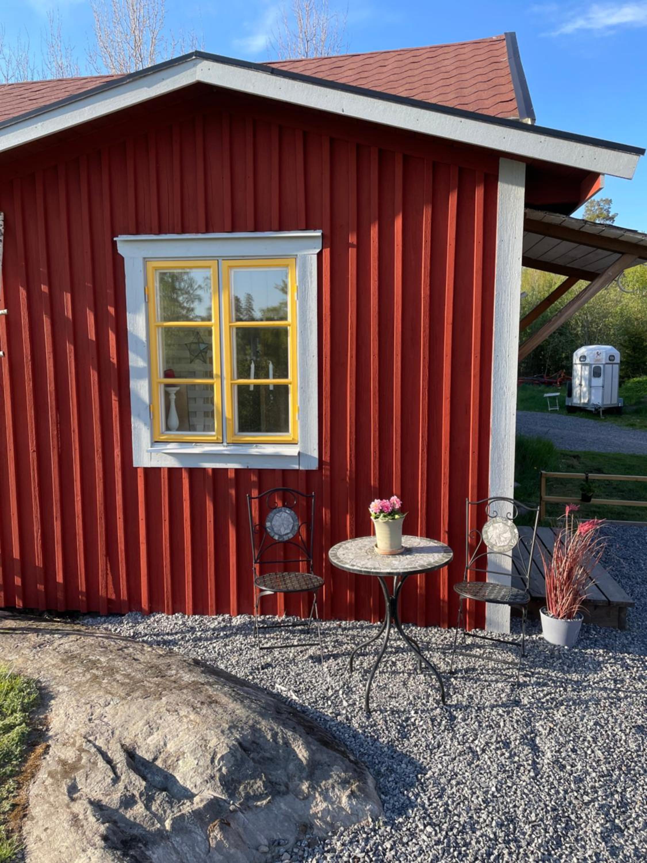 Loves Bondgård