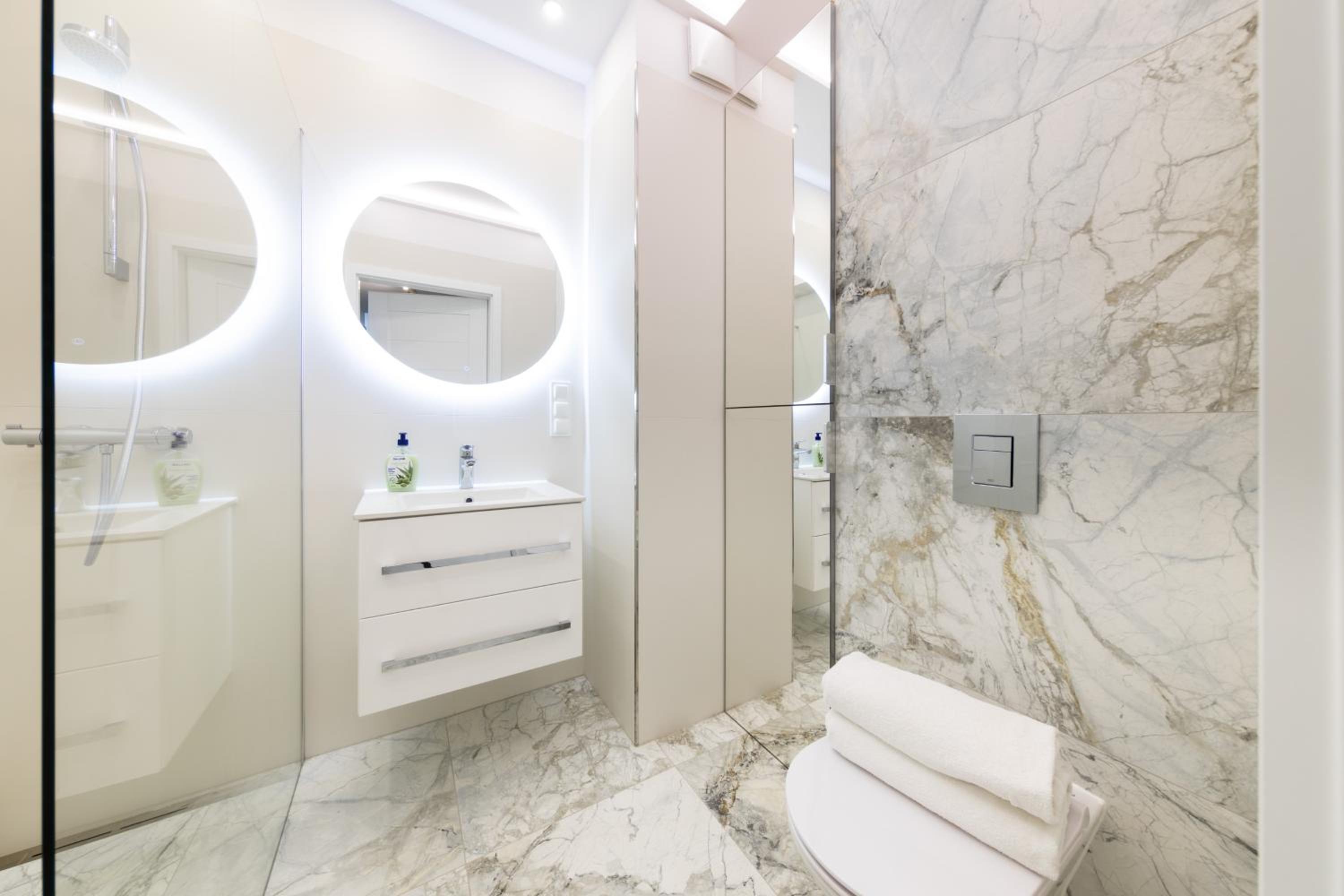 Apartament Luxury Two-bedroom, photo 7