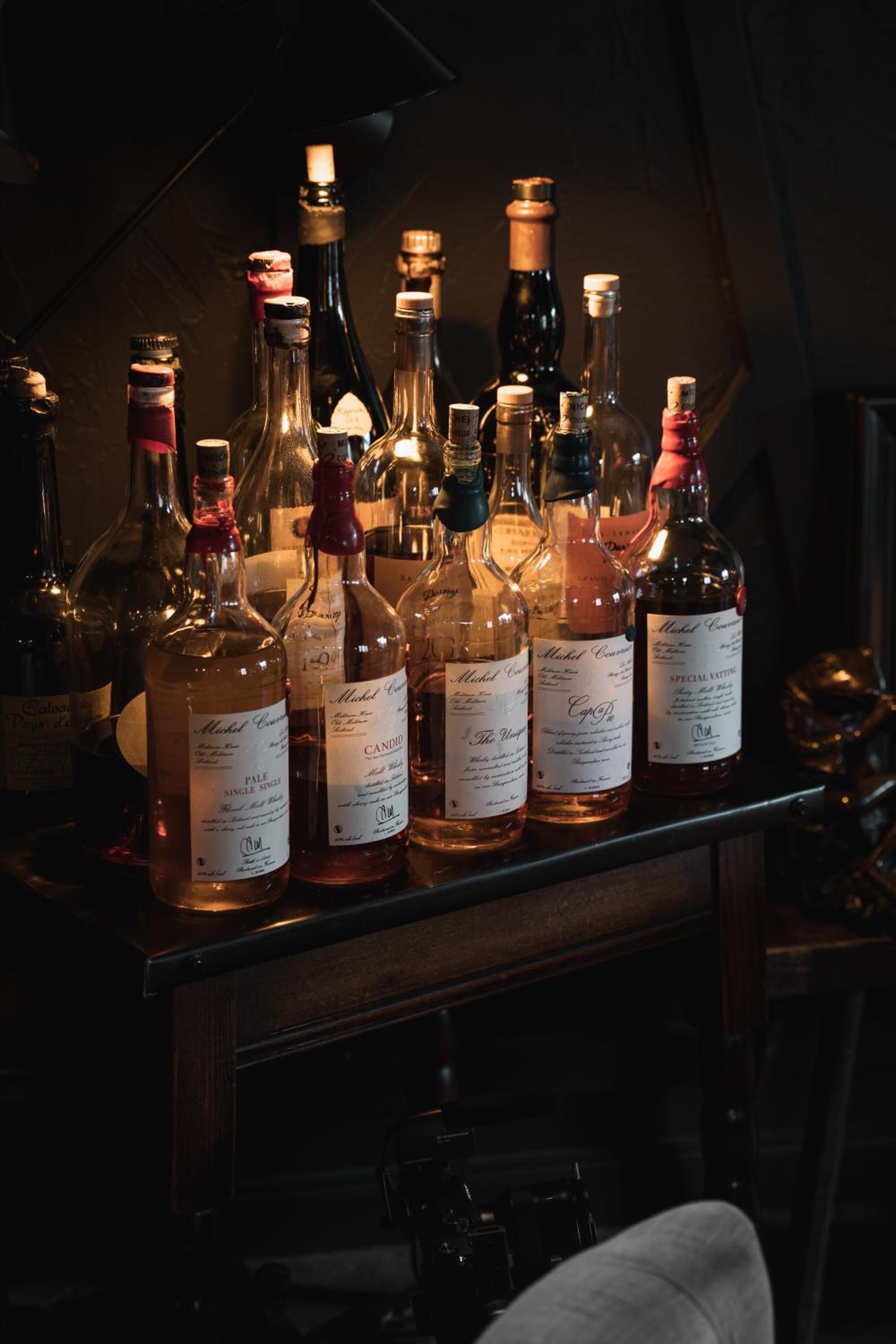 bar