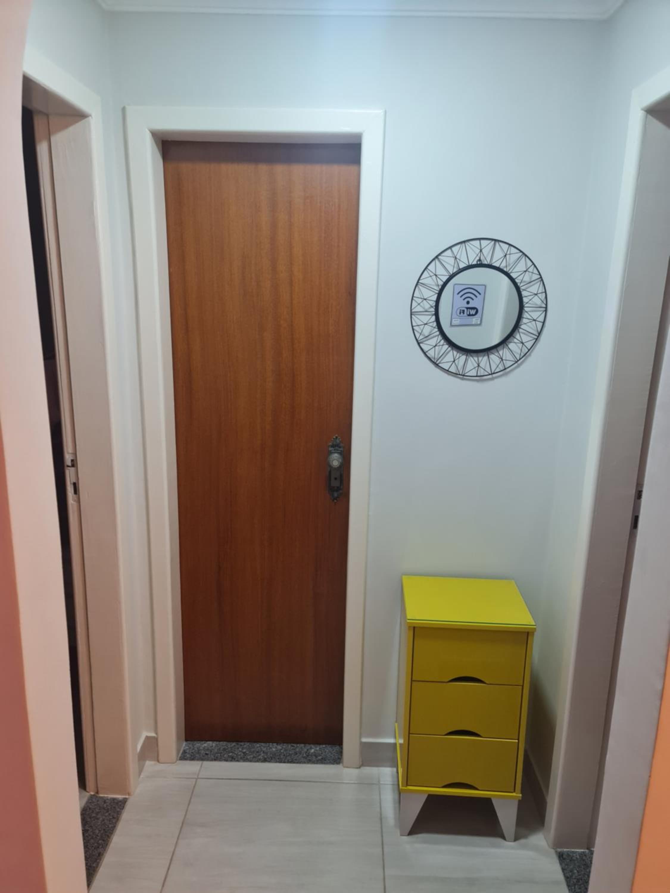 APTO 3 QUARTOS GUARAPARI