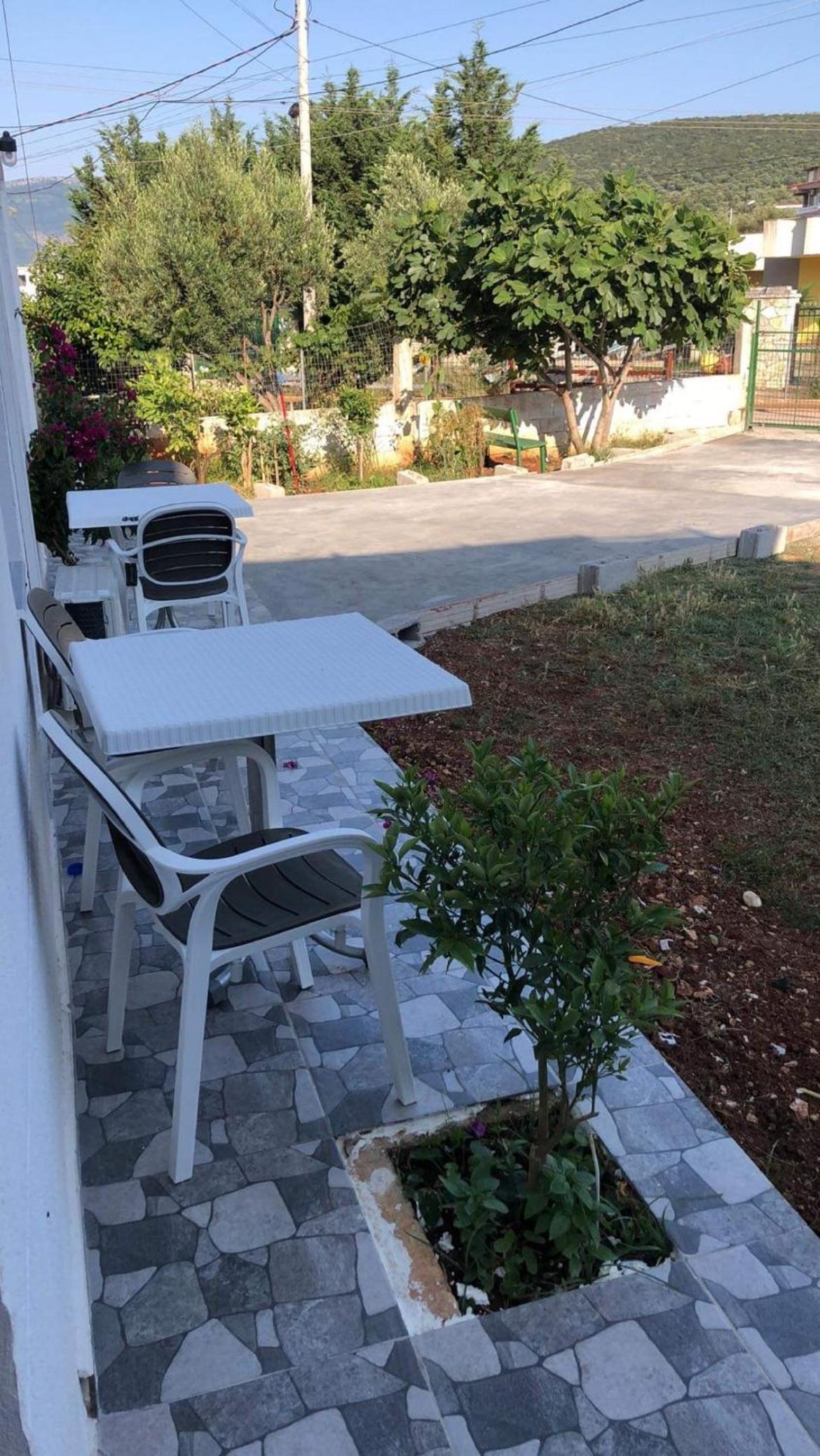 Lalaj Guesthouse