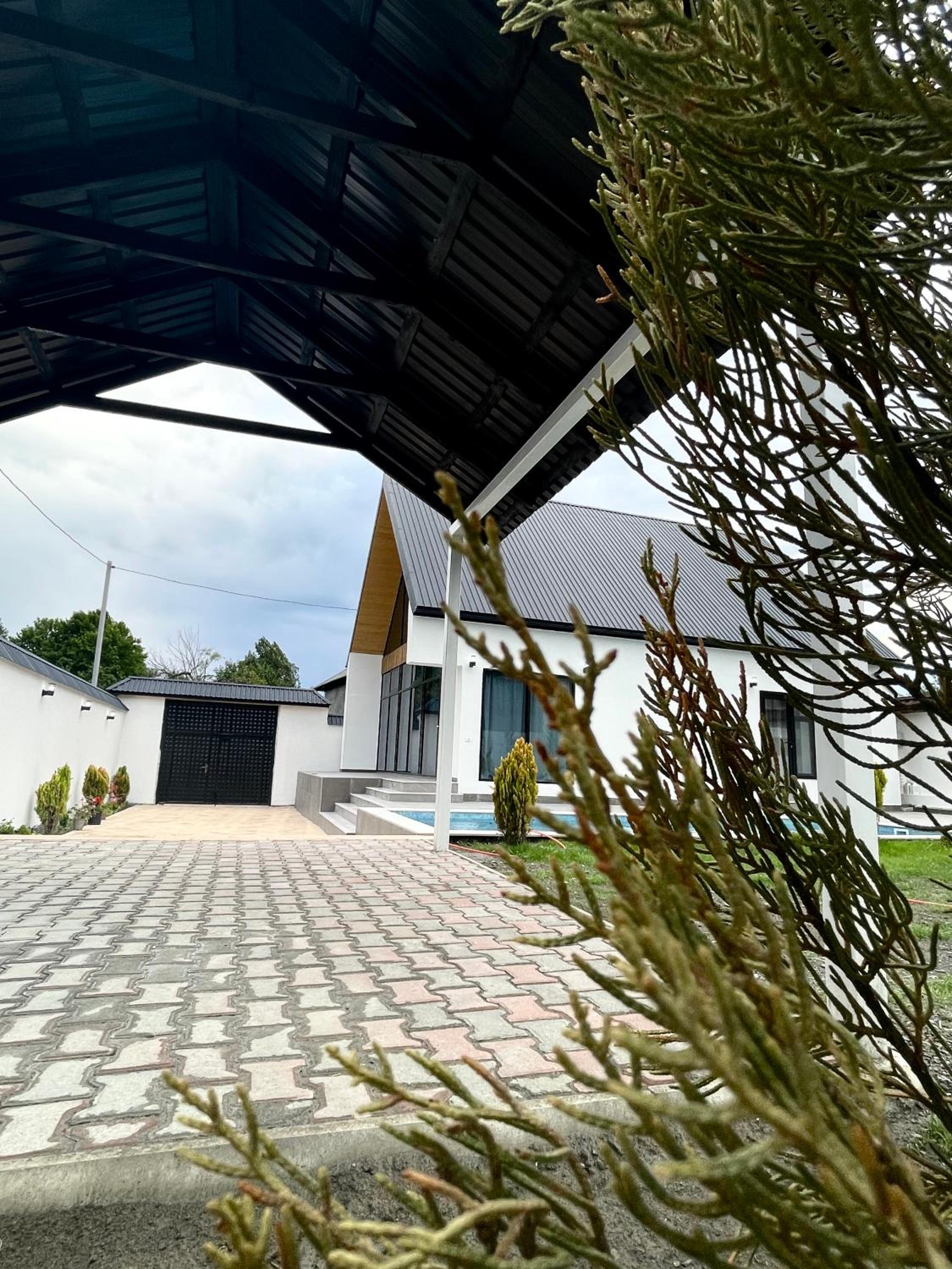 EMIREST Barnhouse
