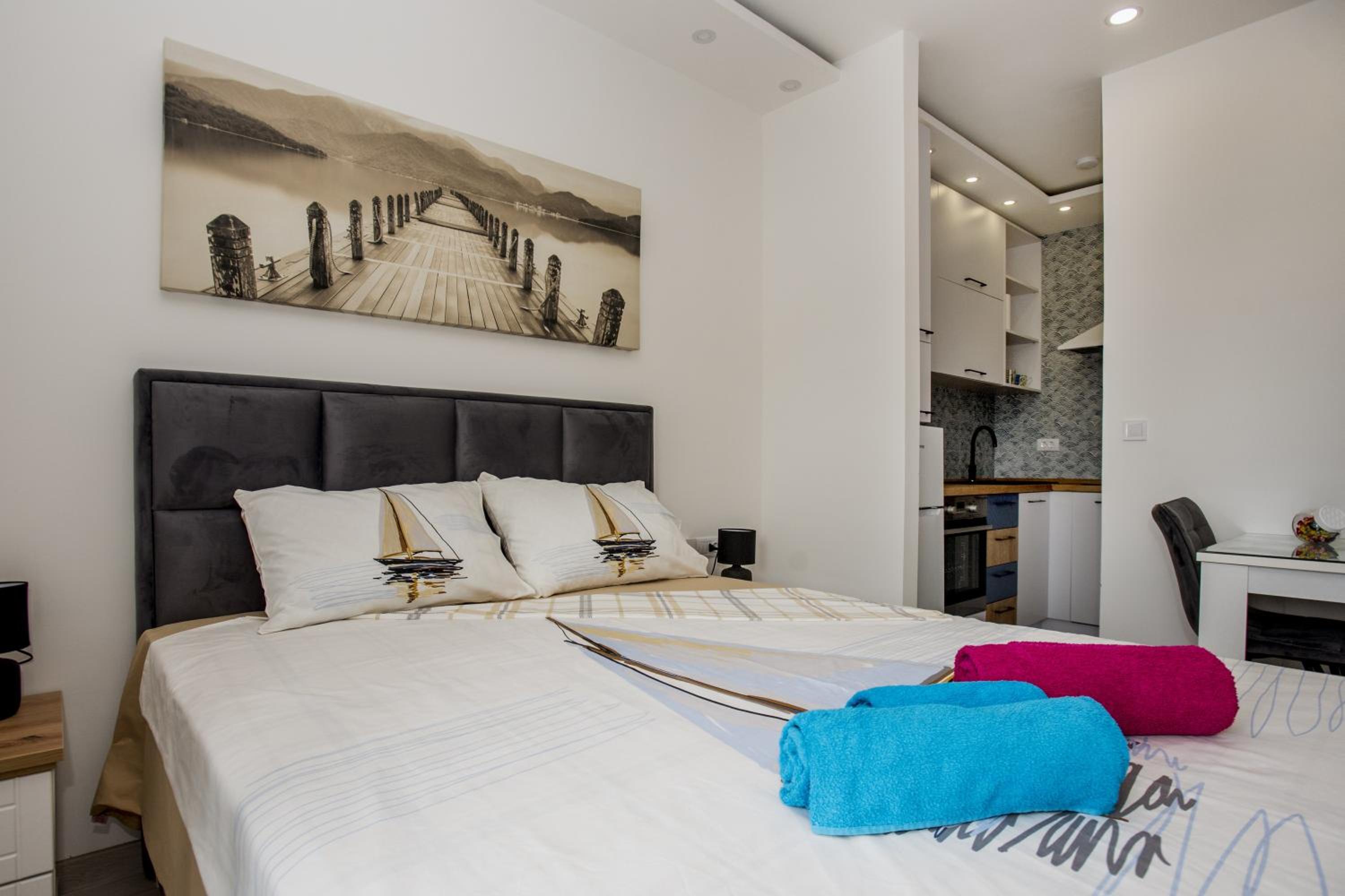 Studio Apartments Summer Time