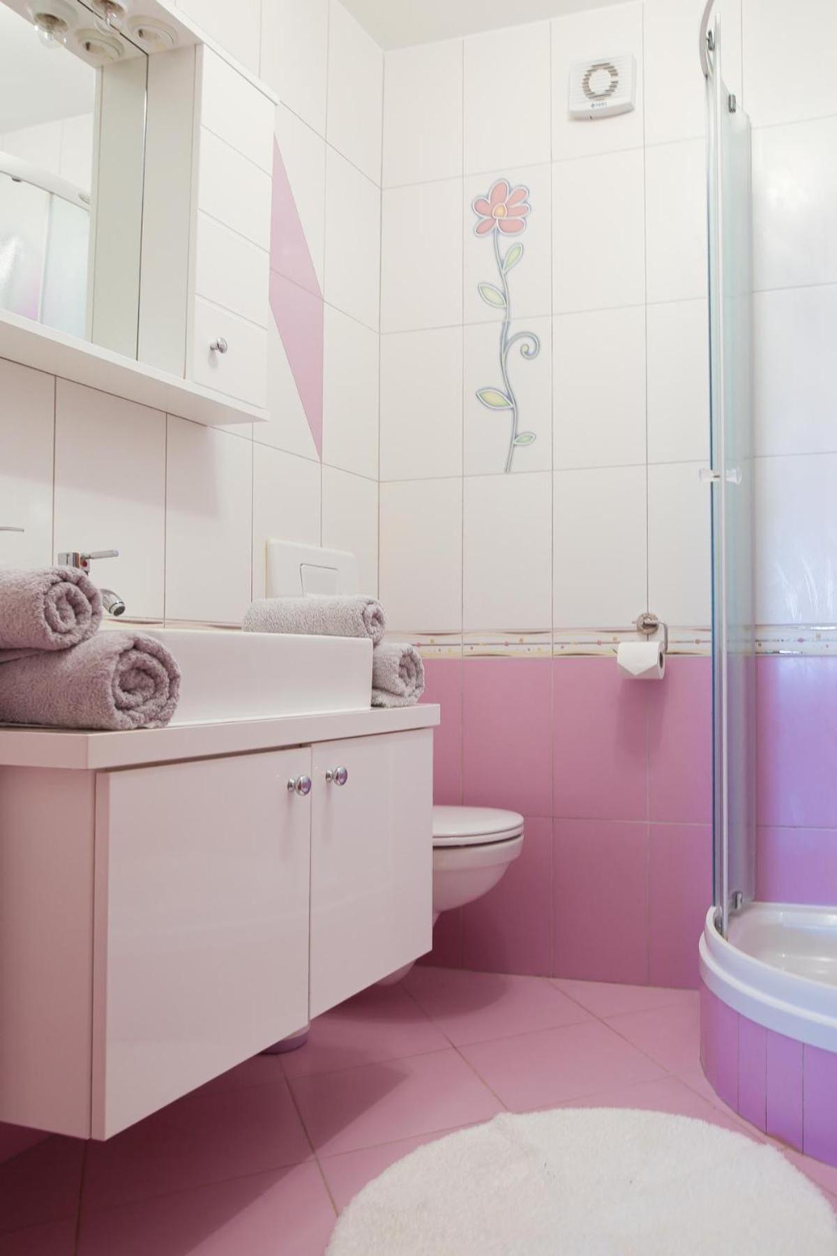 Tomic Apartments - Property Image 31