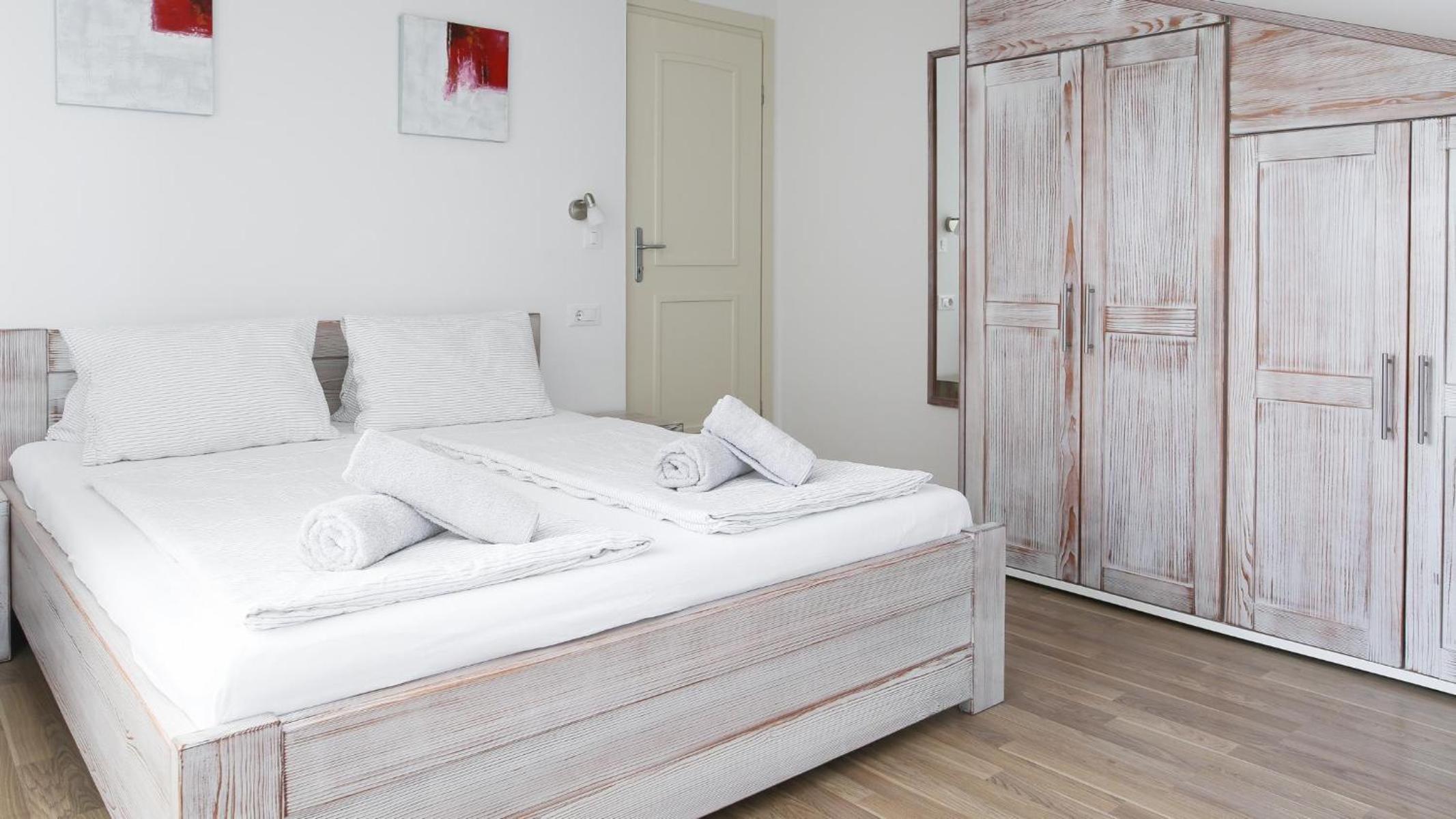 Tomic Apartments - Property Image 23