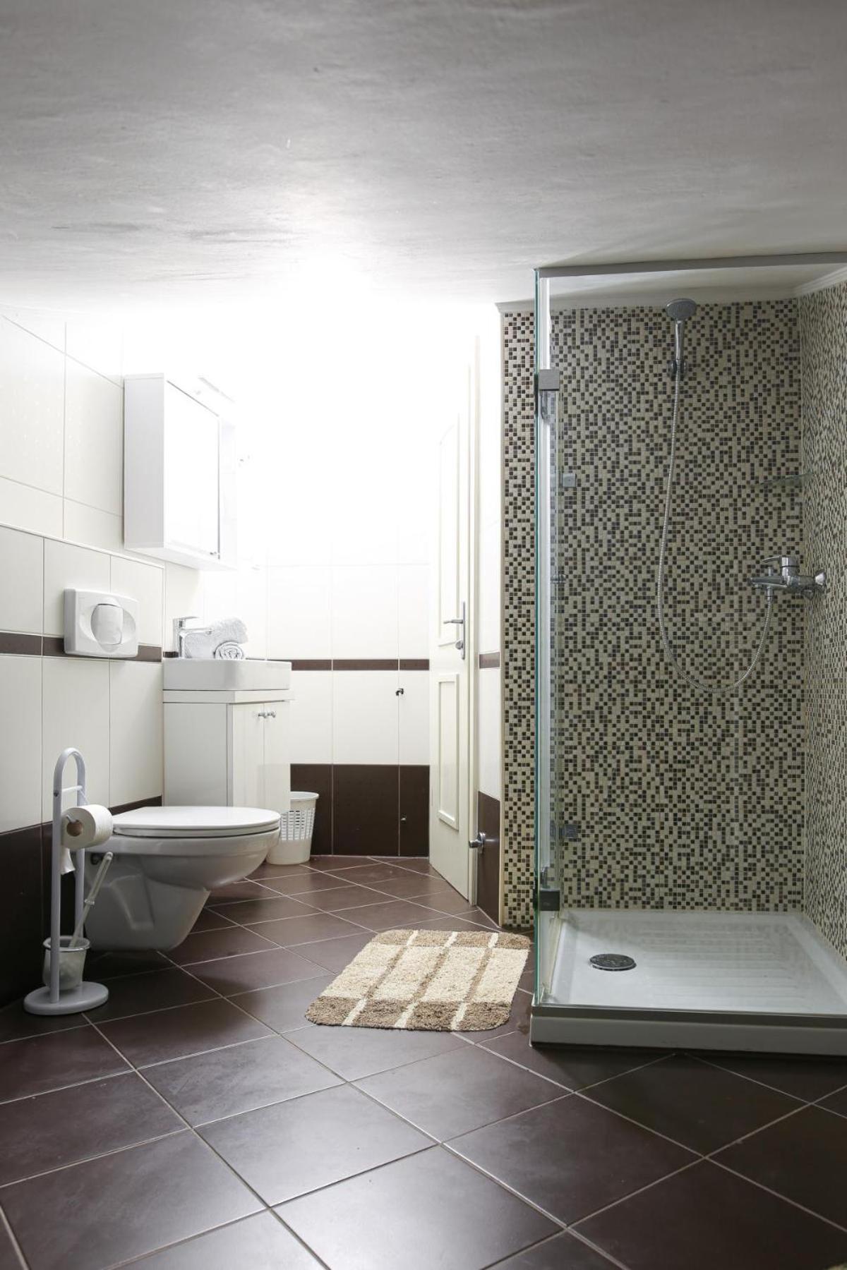 Tomic Apartments - Property Image 62