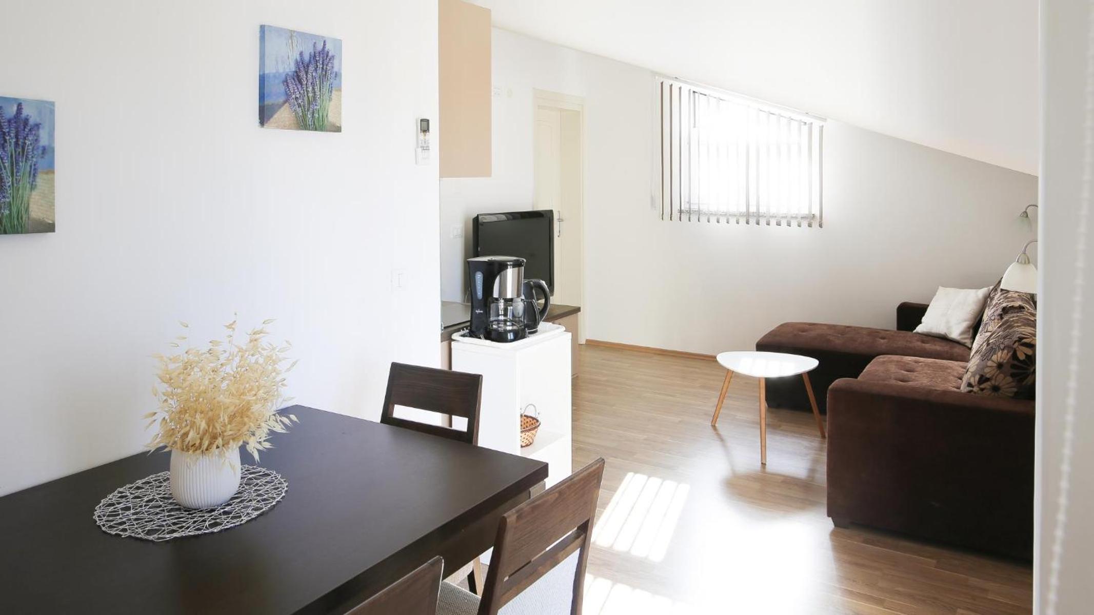 Tomic Apartments - Property Image 61