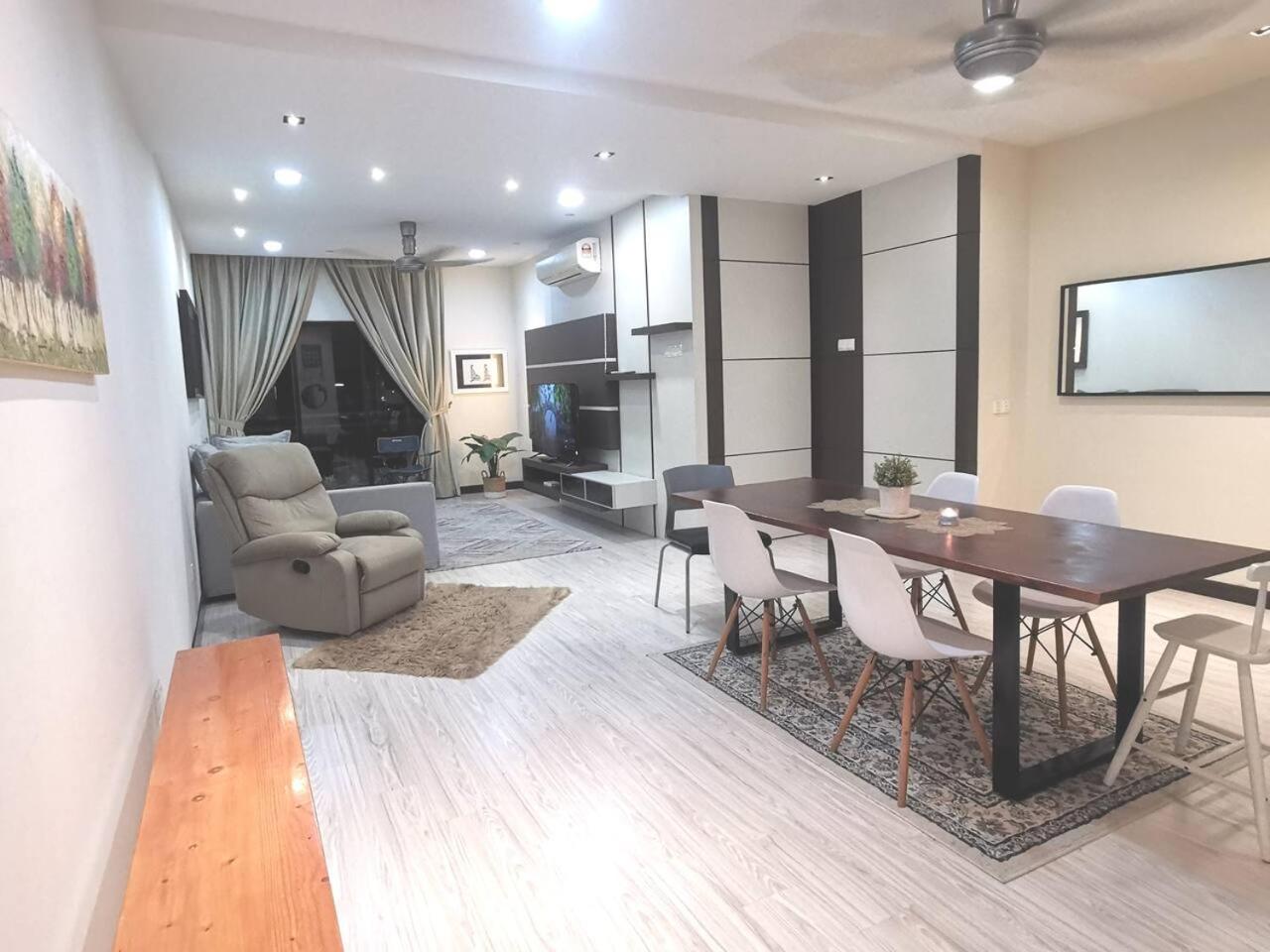 Enarahomes Shah Alam