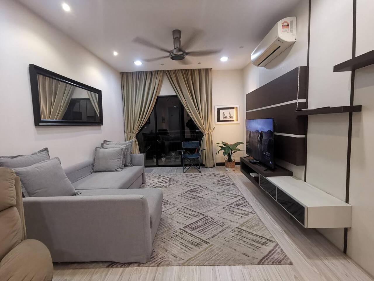 Enarahomes Shah Alam