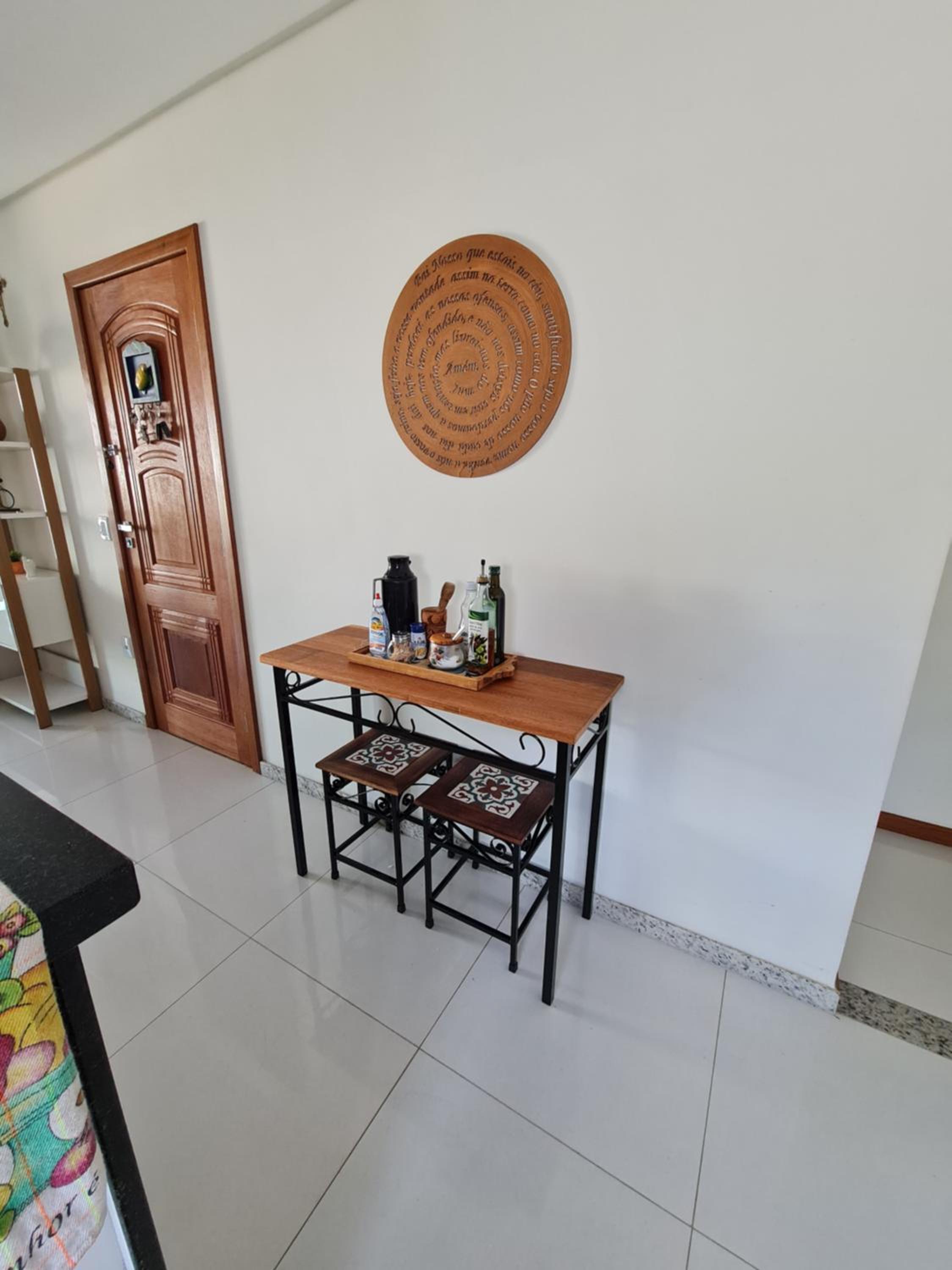 APTO 2 QUARTOS GUARAPARI