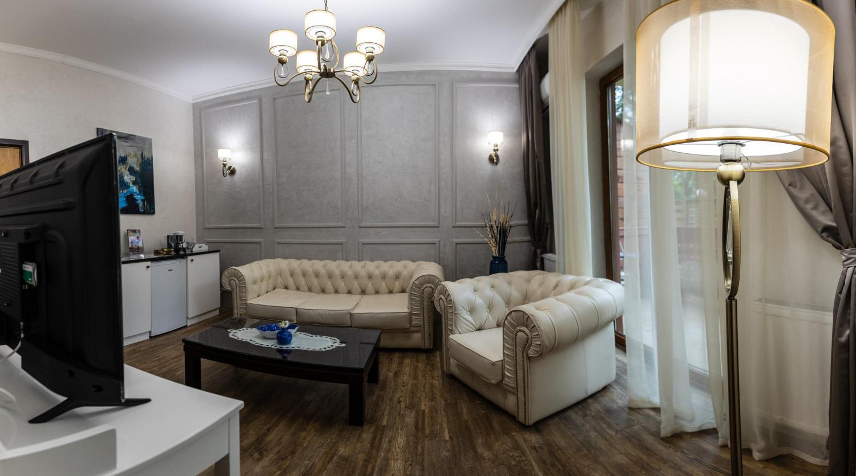 Vila Palić Soba 1 lux view 3