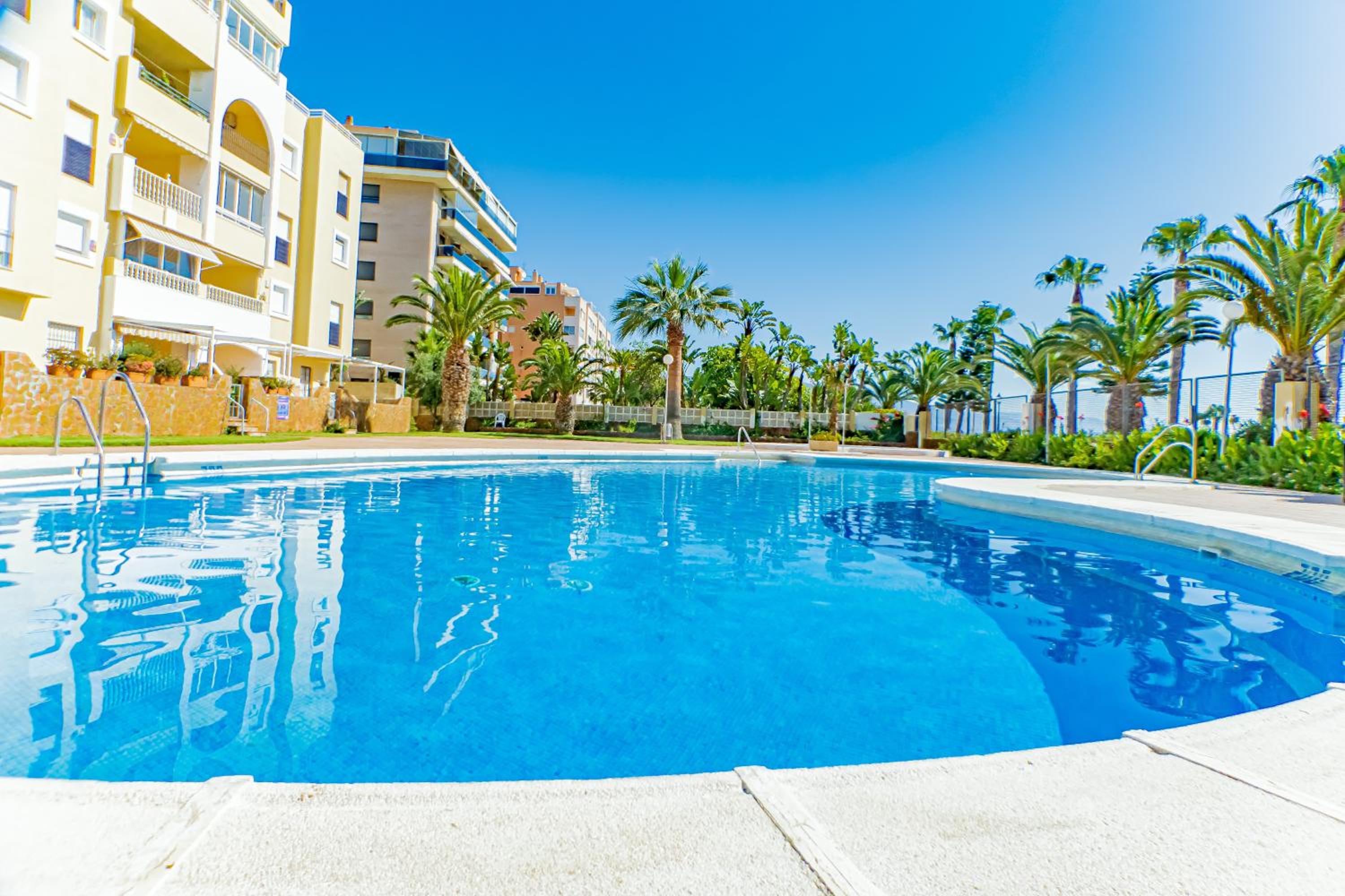 Ático Almería. Paseo marítimo Roquetas de Mar
