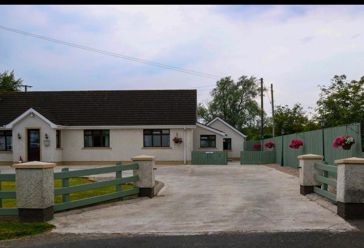 Hotel The Snug At Kingfisher Cottage - Image 1