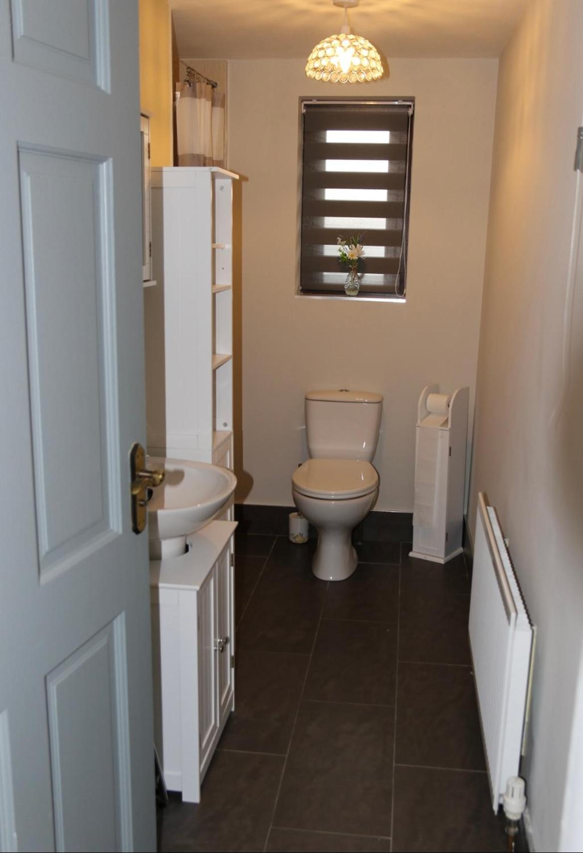 The Snug At Kingfisher Cottage
