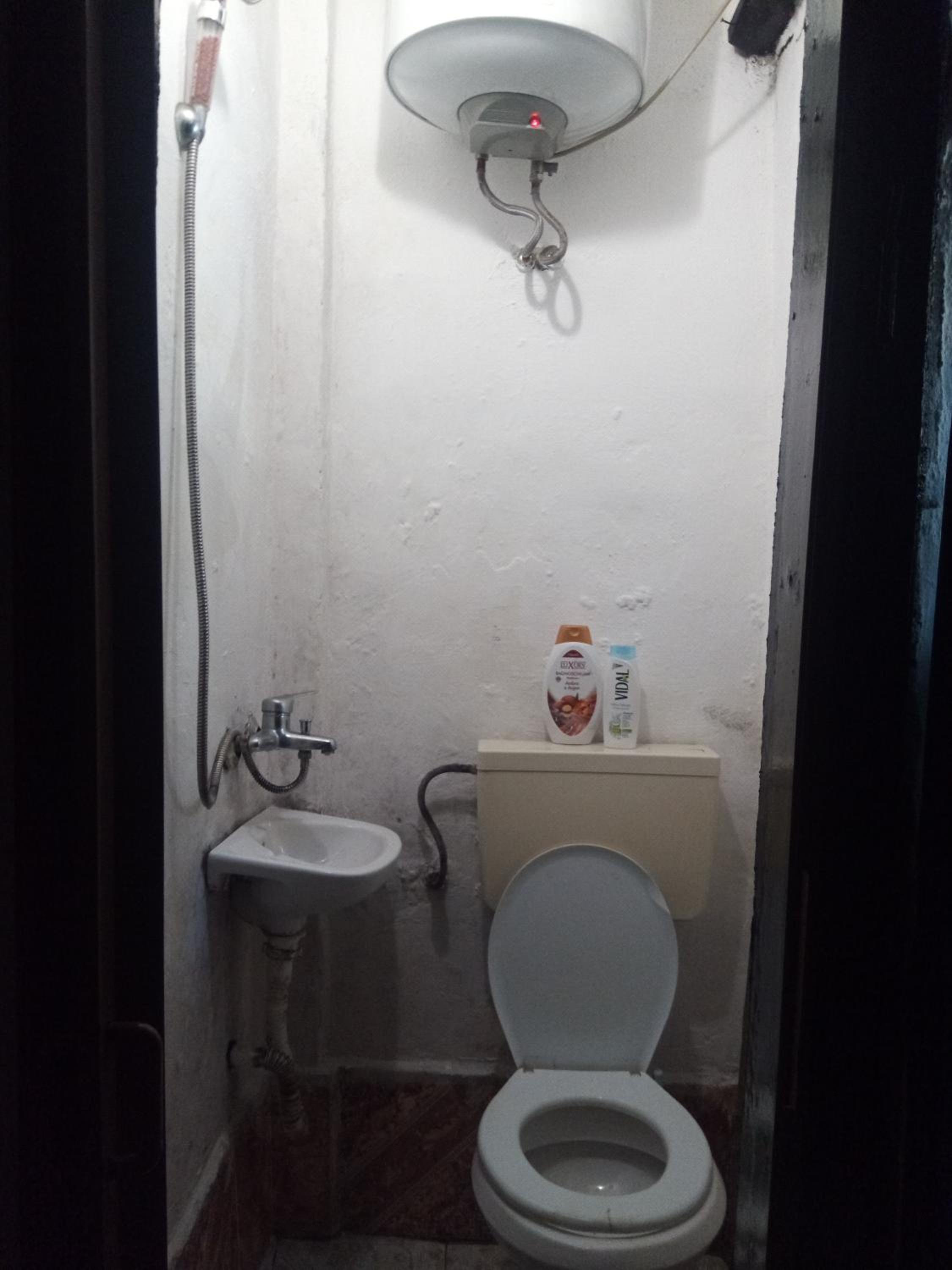 Private Studio 17